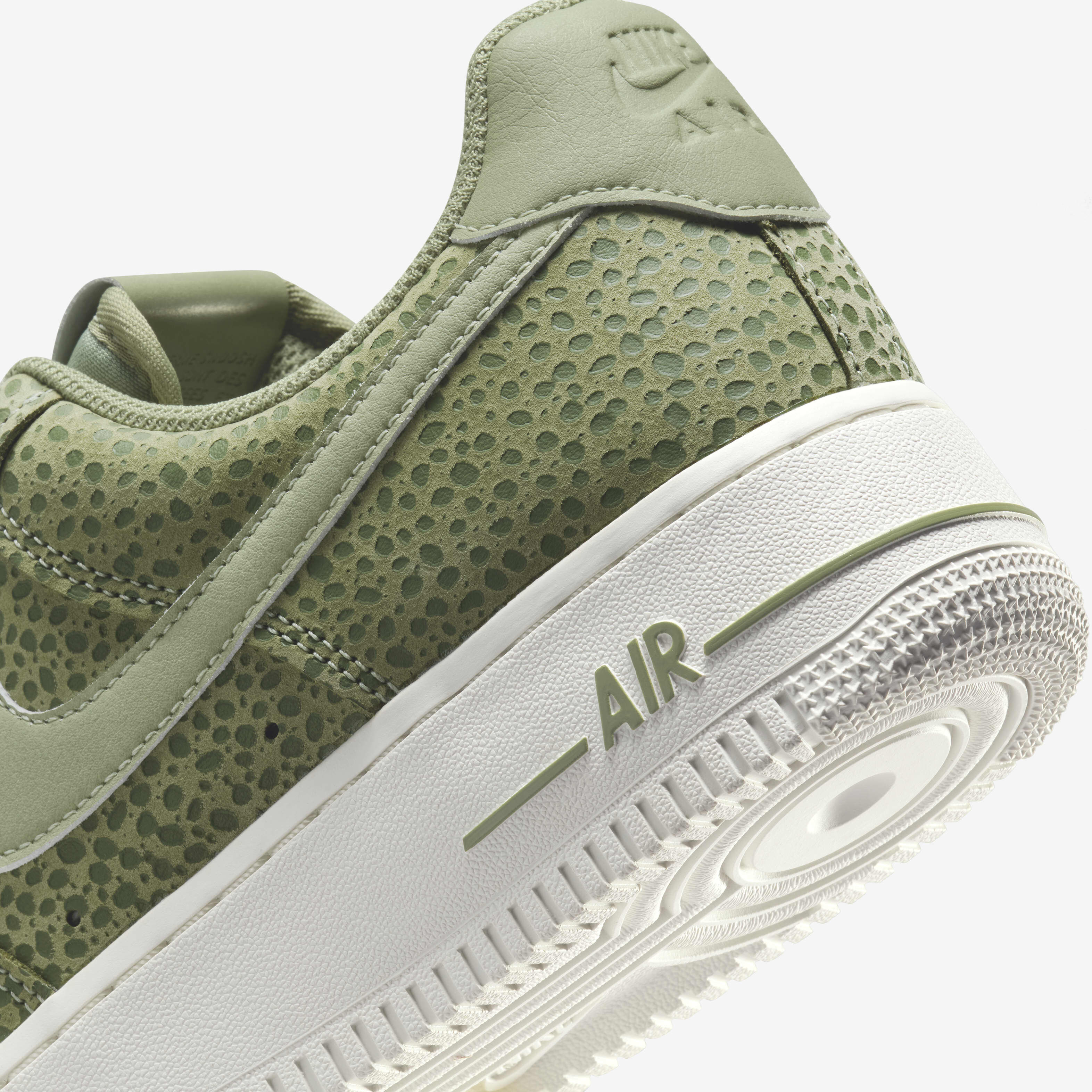 Buy Nike Air Force 1 07 Premium Women s Shoes Nike Kuwait Official