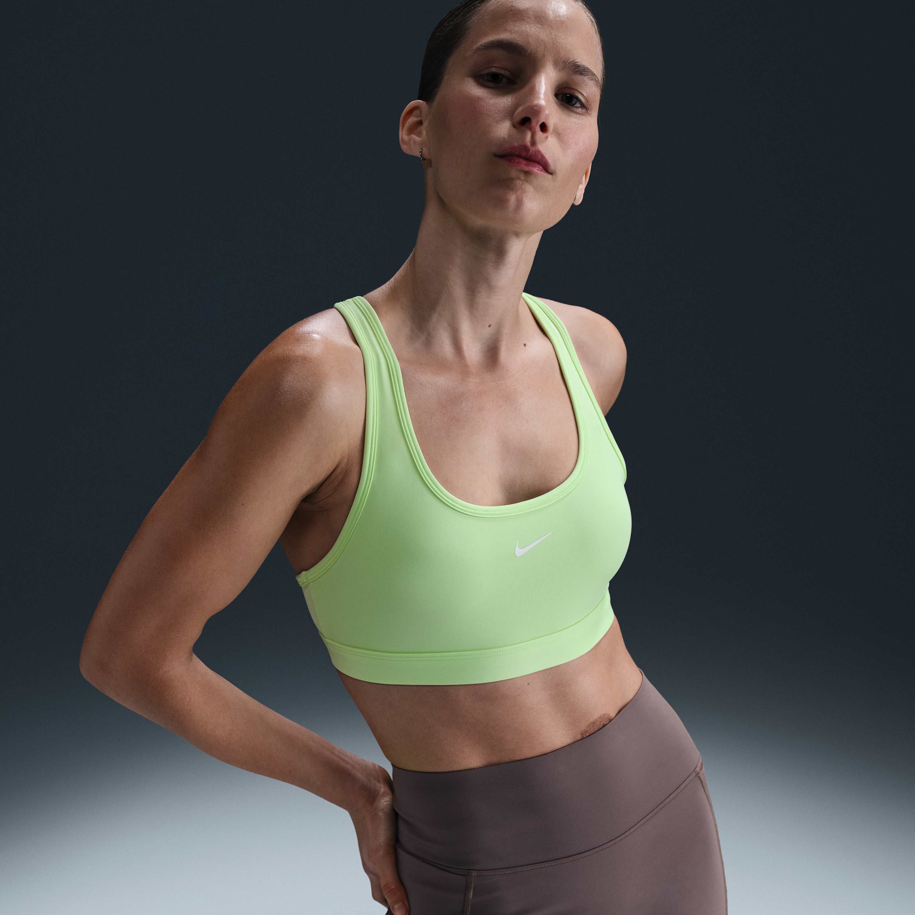 Nike Swoosh Light Support image number 0