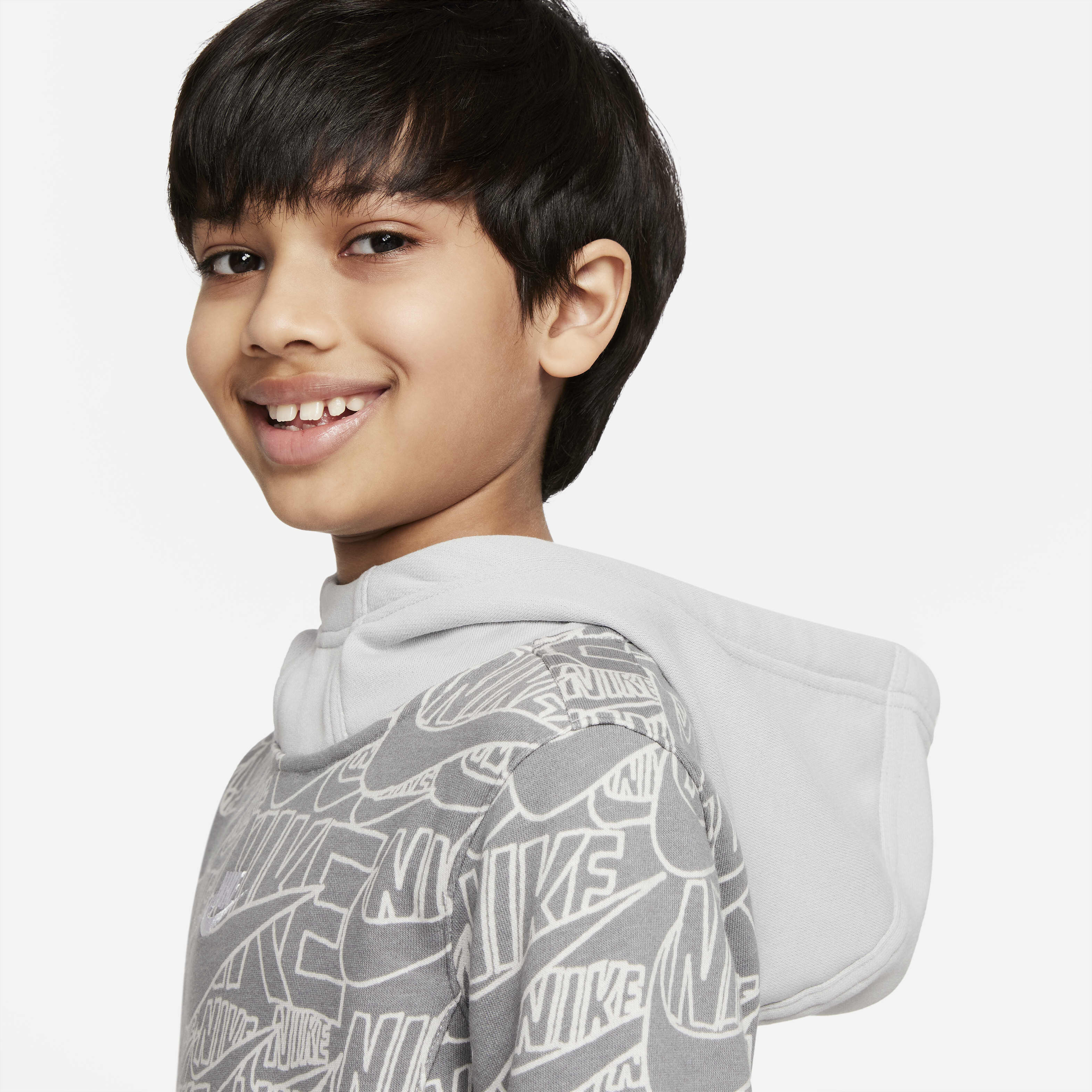 نايكي سبورتسوير image number 3