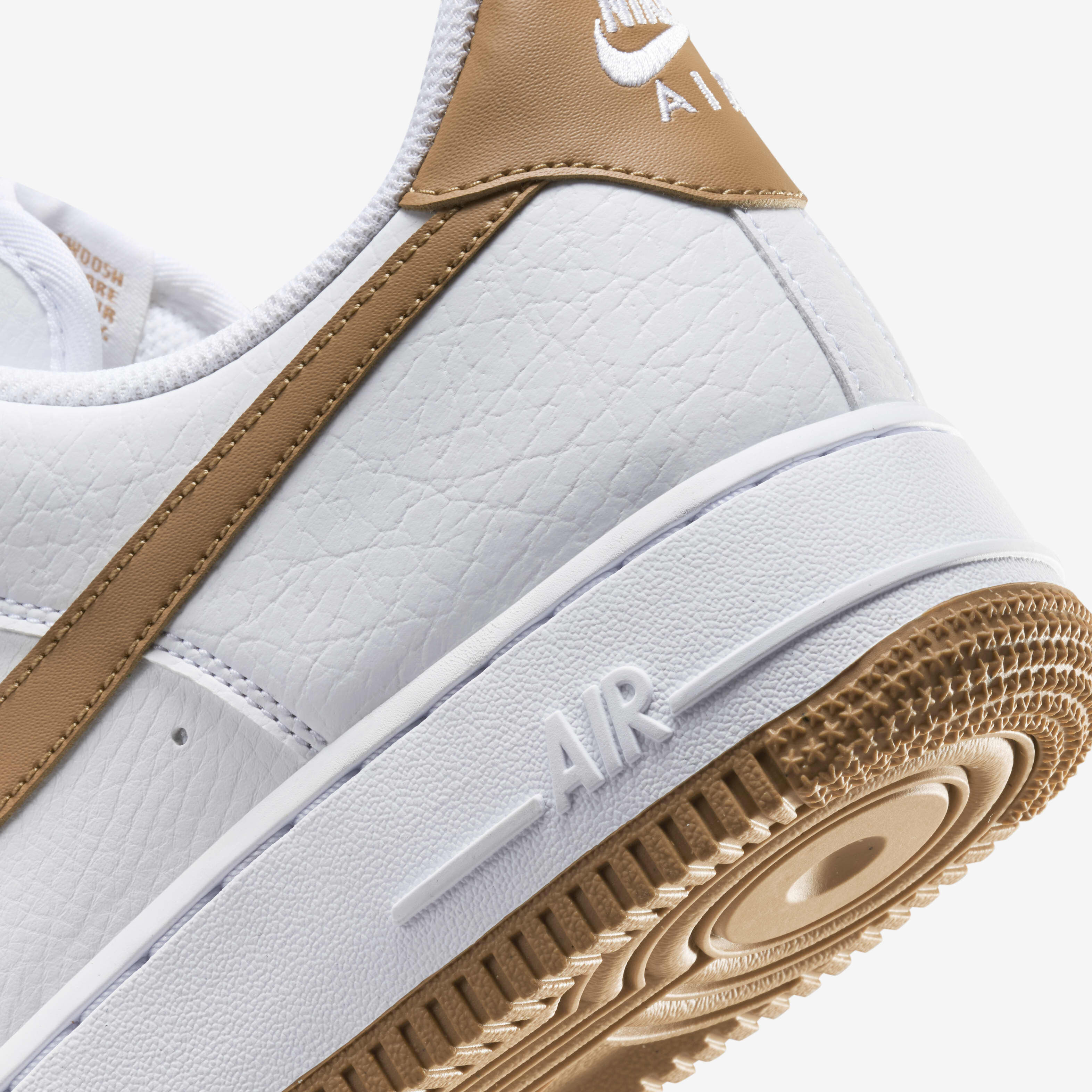 نايكي اير فورس 1 07' نيكست نيتشر image number 7