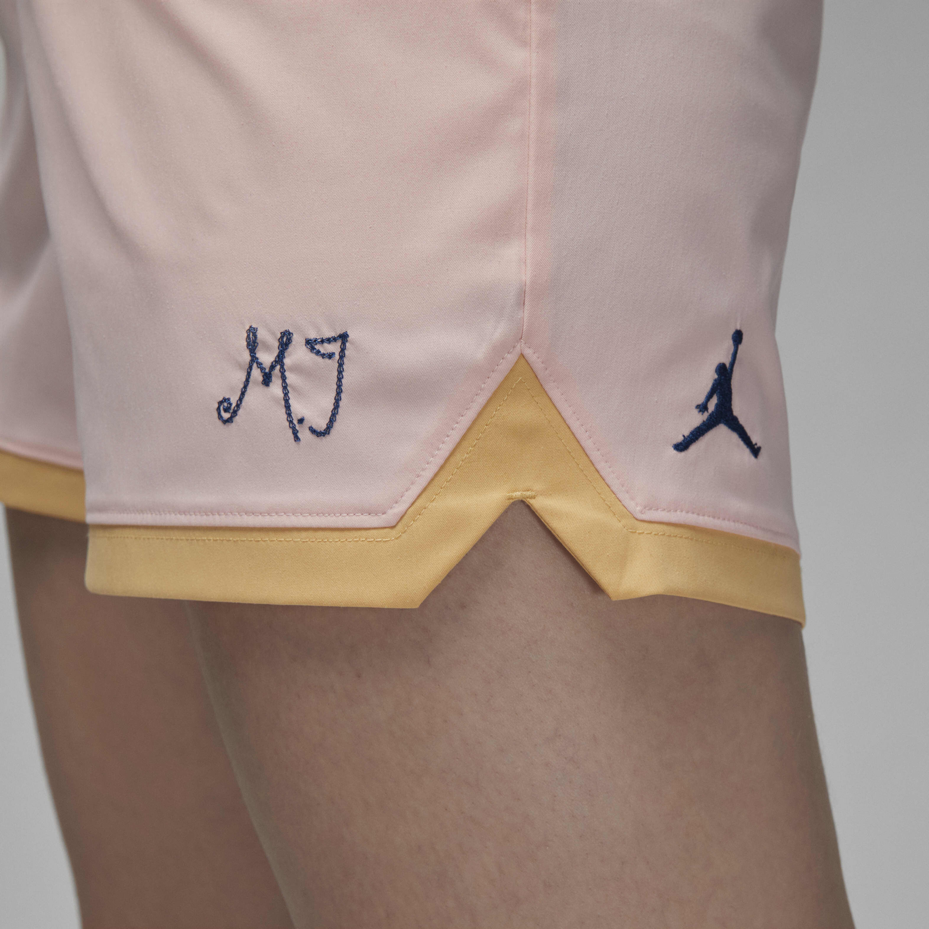 Jordan image number 4