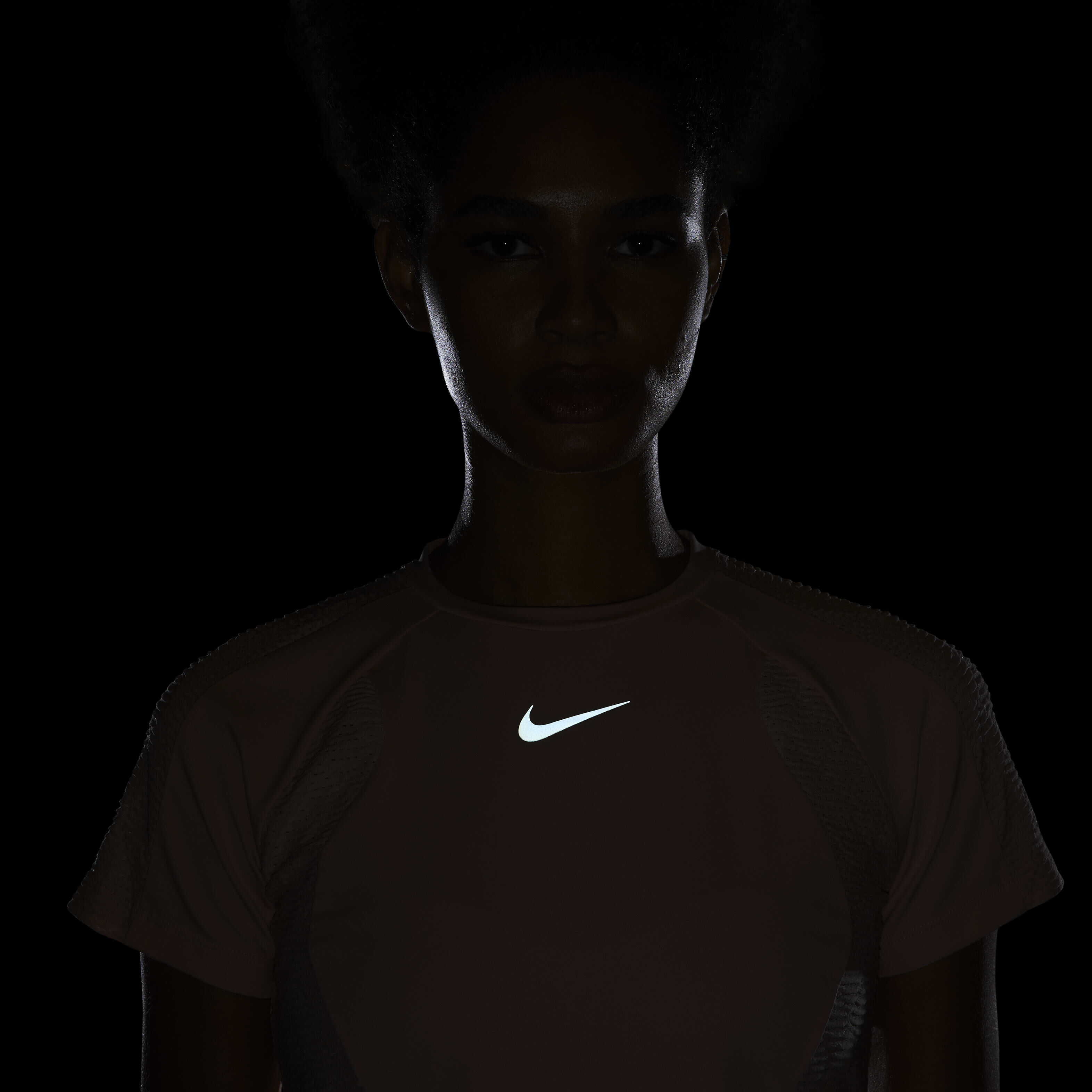 نايكي دراي-فِت ايه دي في رَن ديفيجن image number 6