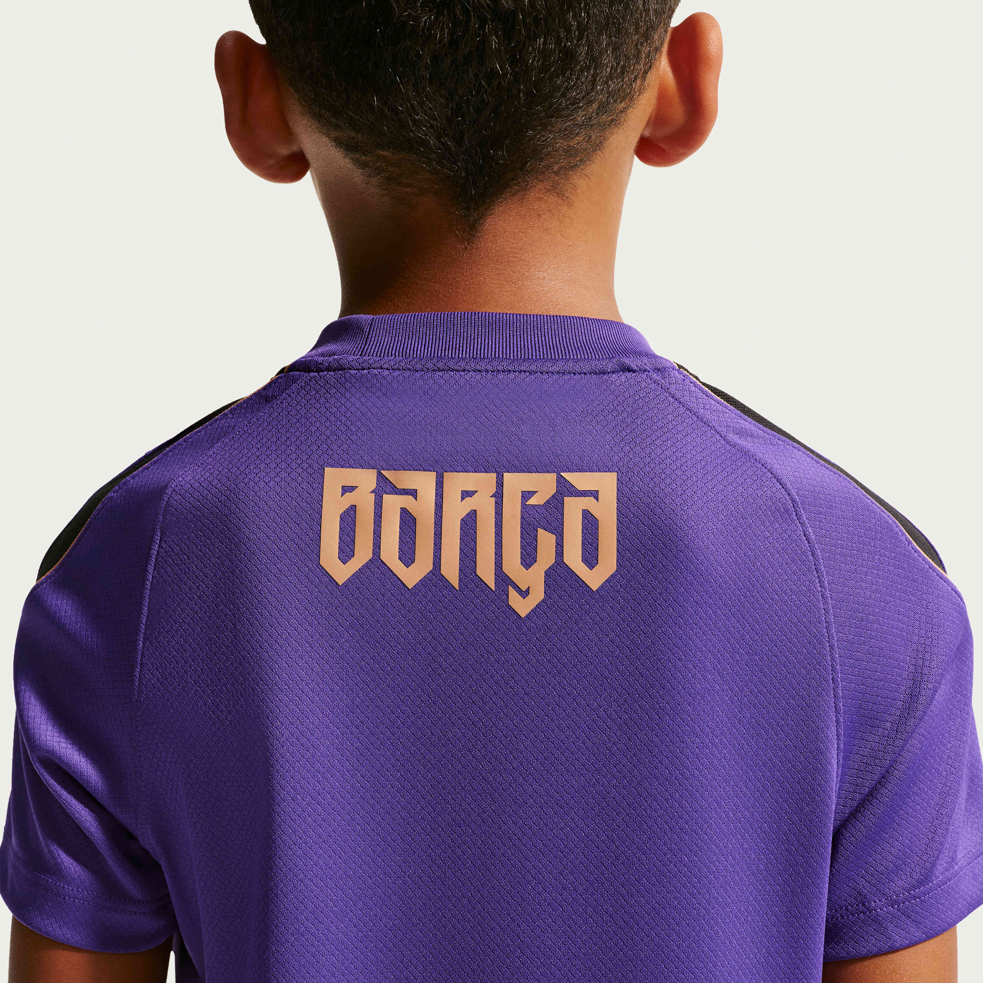 برشلونة سترايك الاحتياطي image number 7