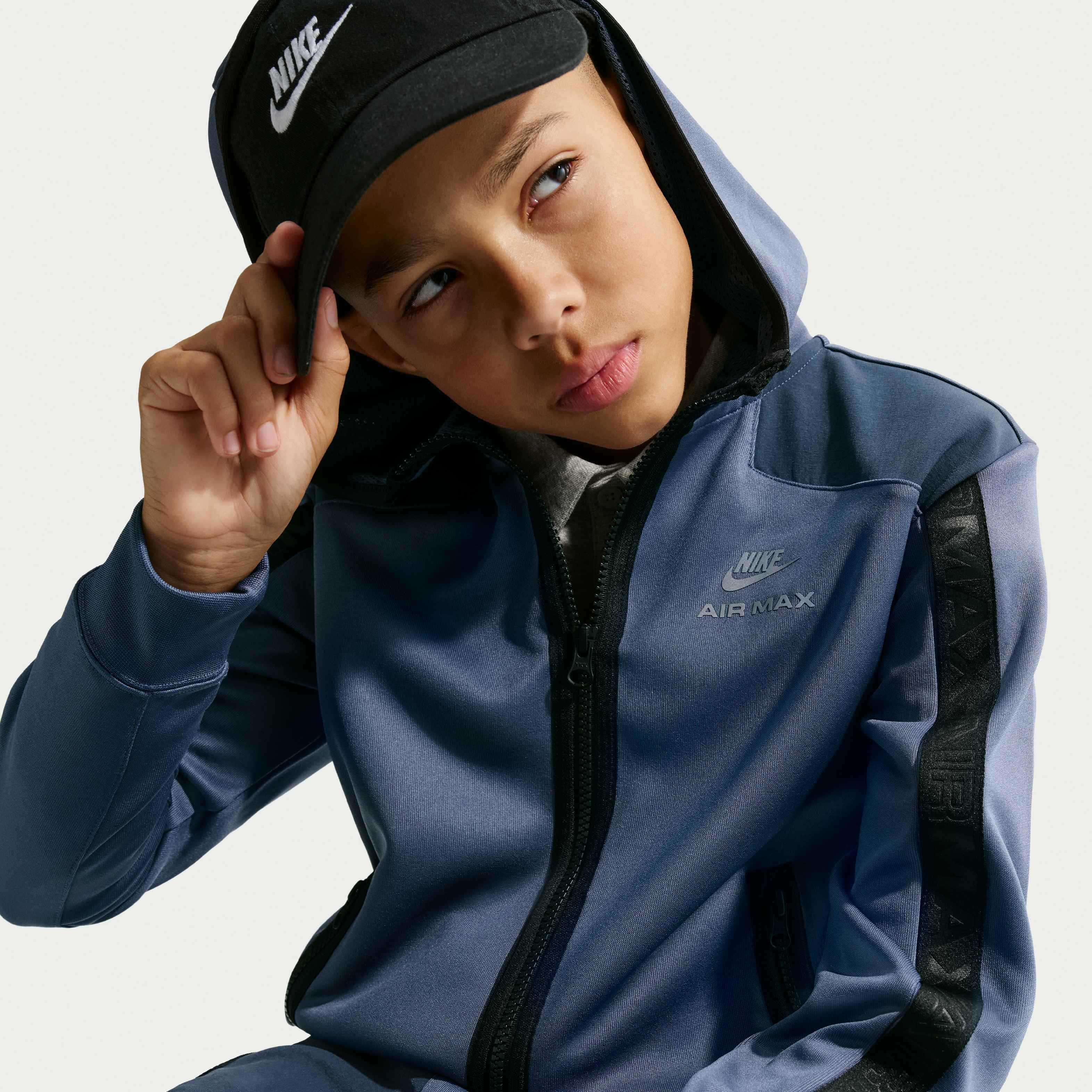 نايكي سبورتسوير image number 2