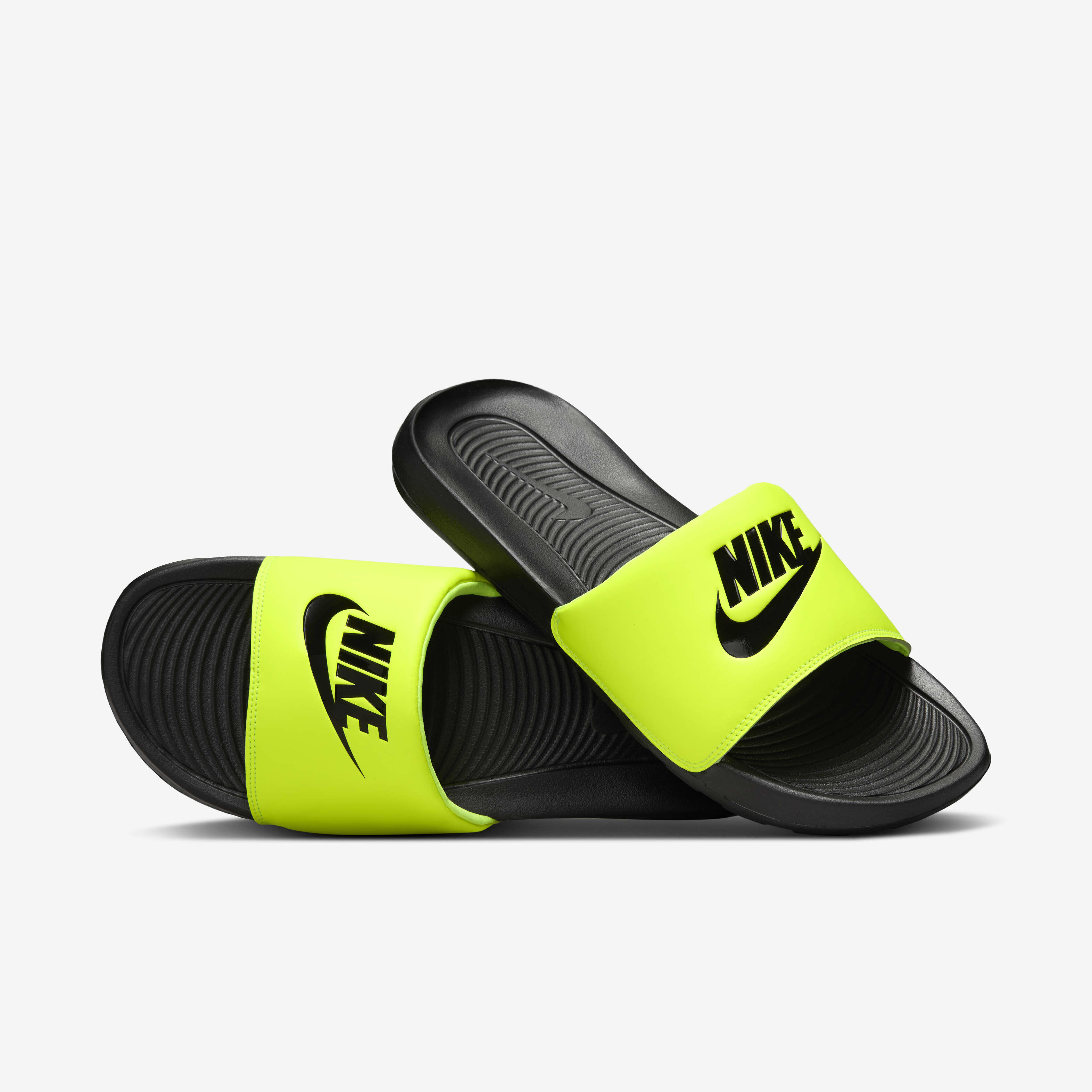 Nike Victori One image number 0