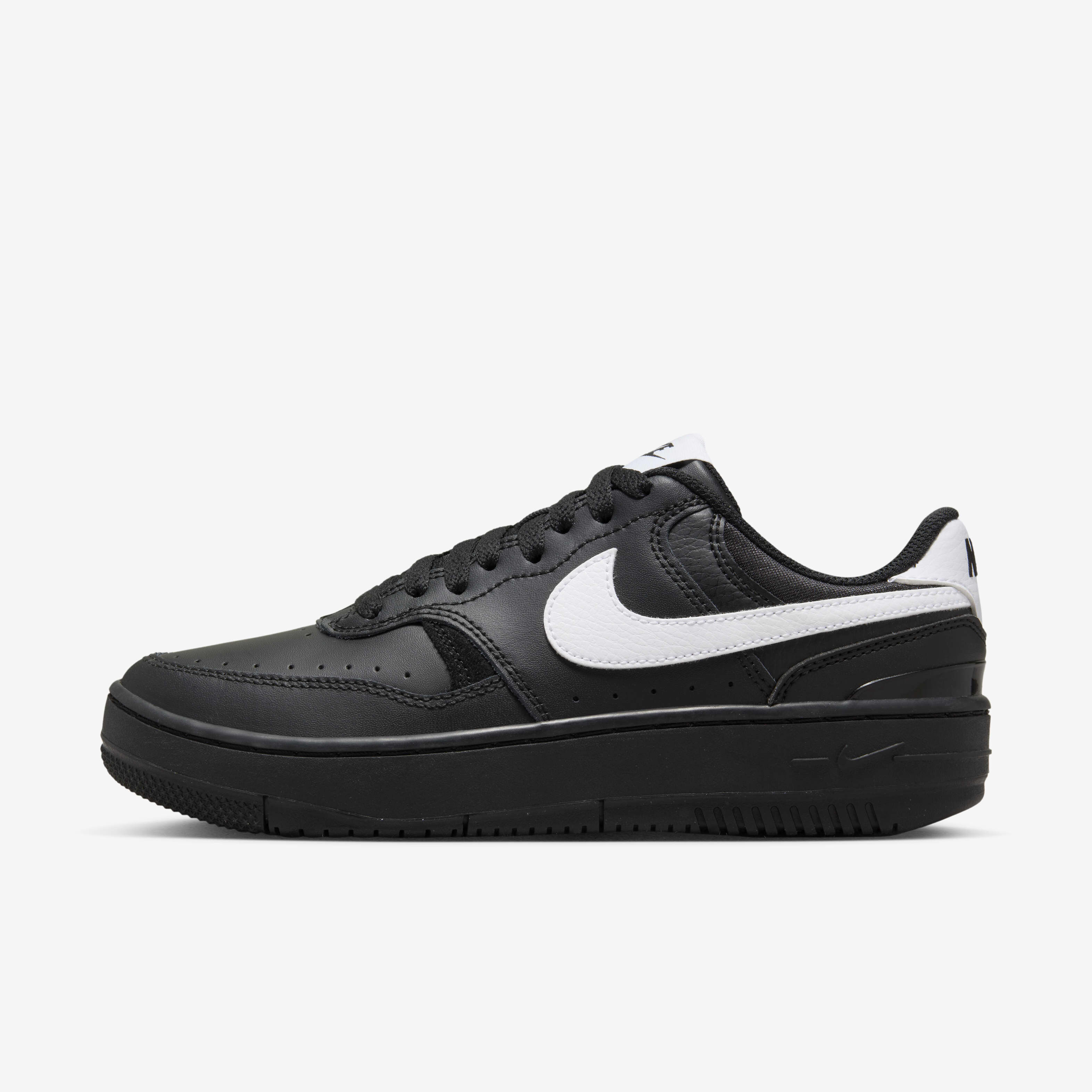 nike for women black and white