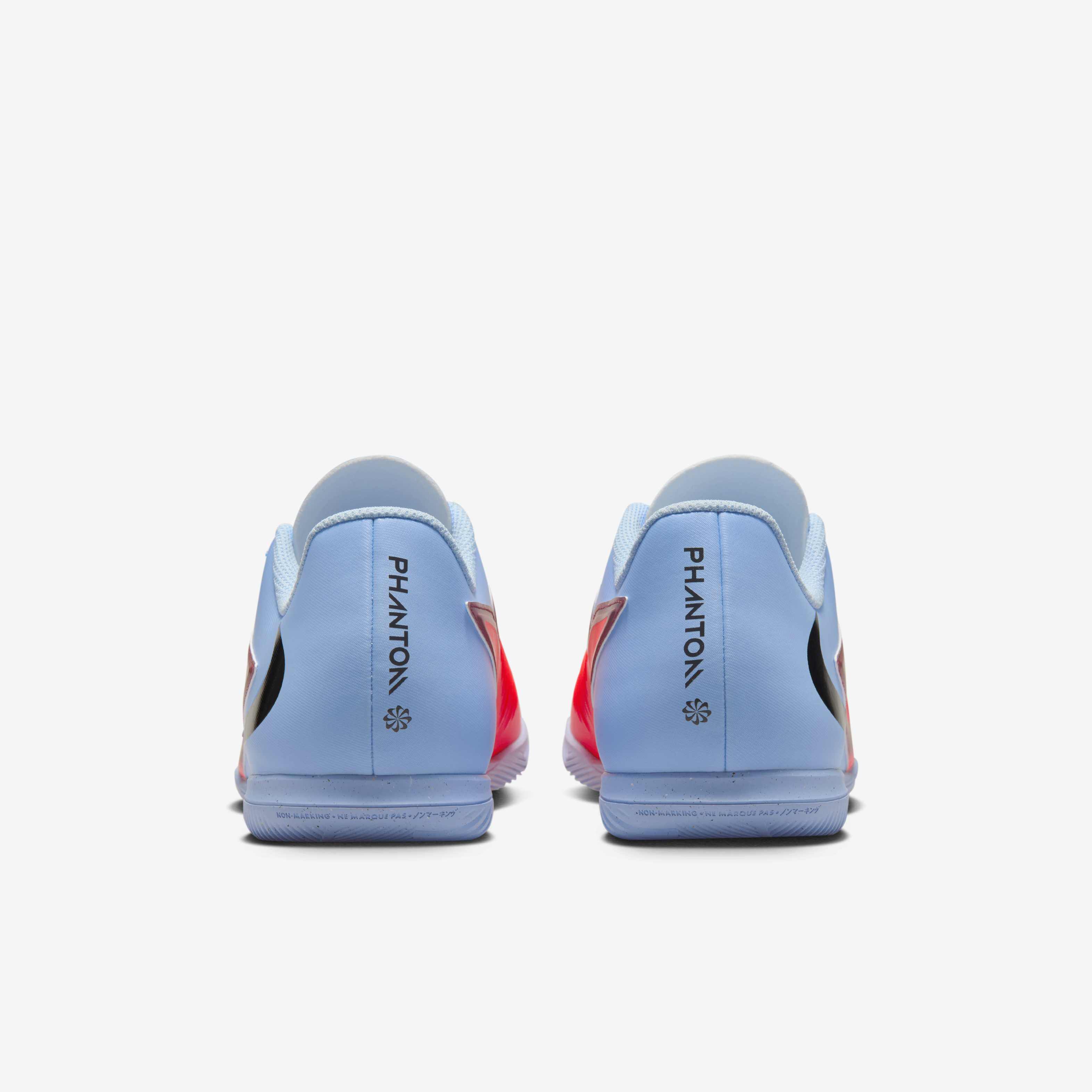 Nike Phantom 6 Low Club image number 5