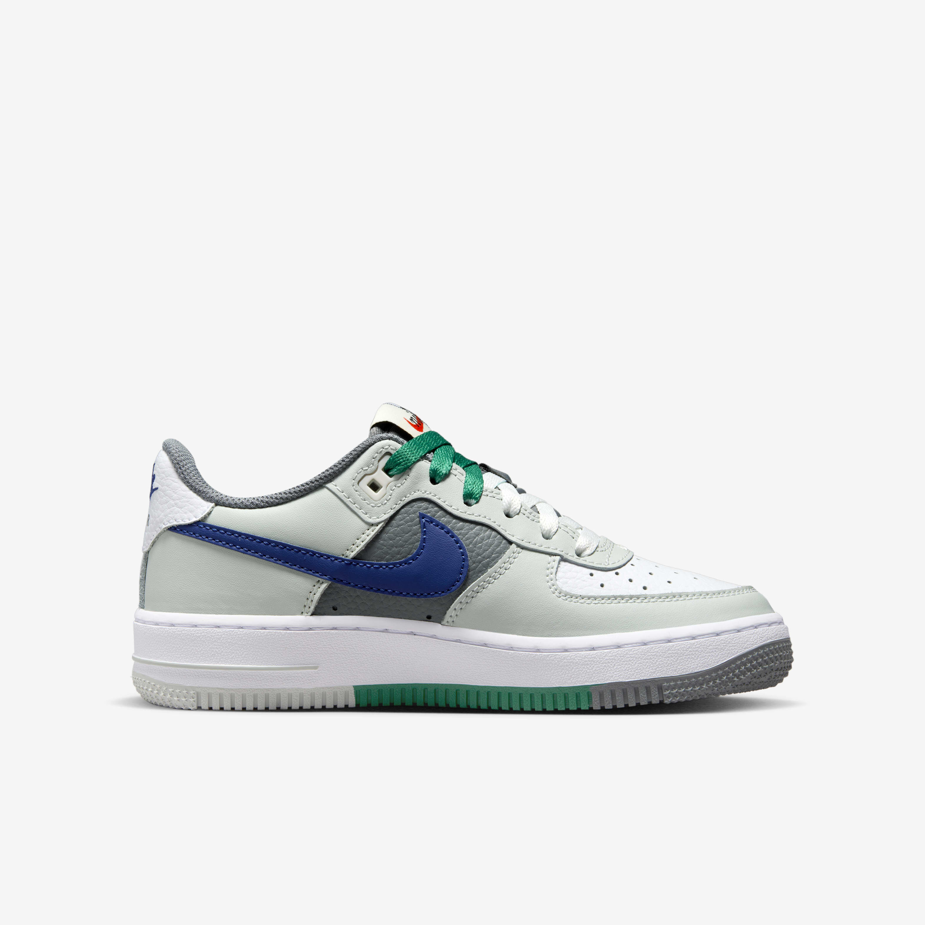 nike sportswear force 1 lv8