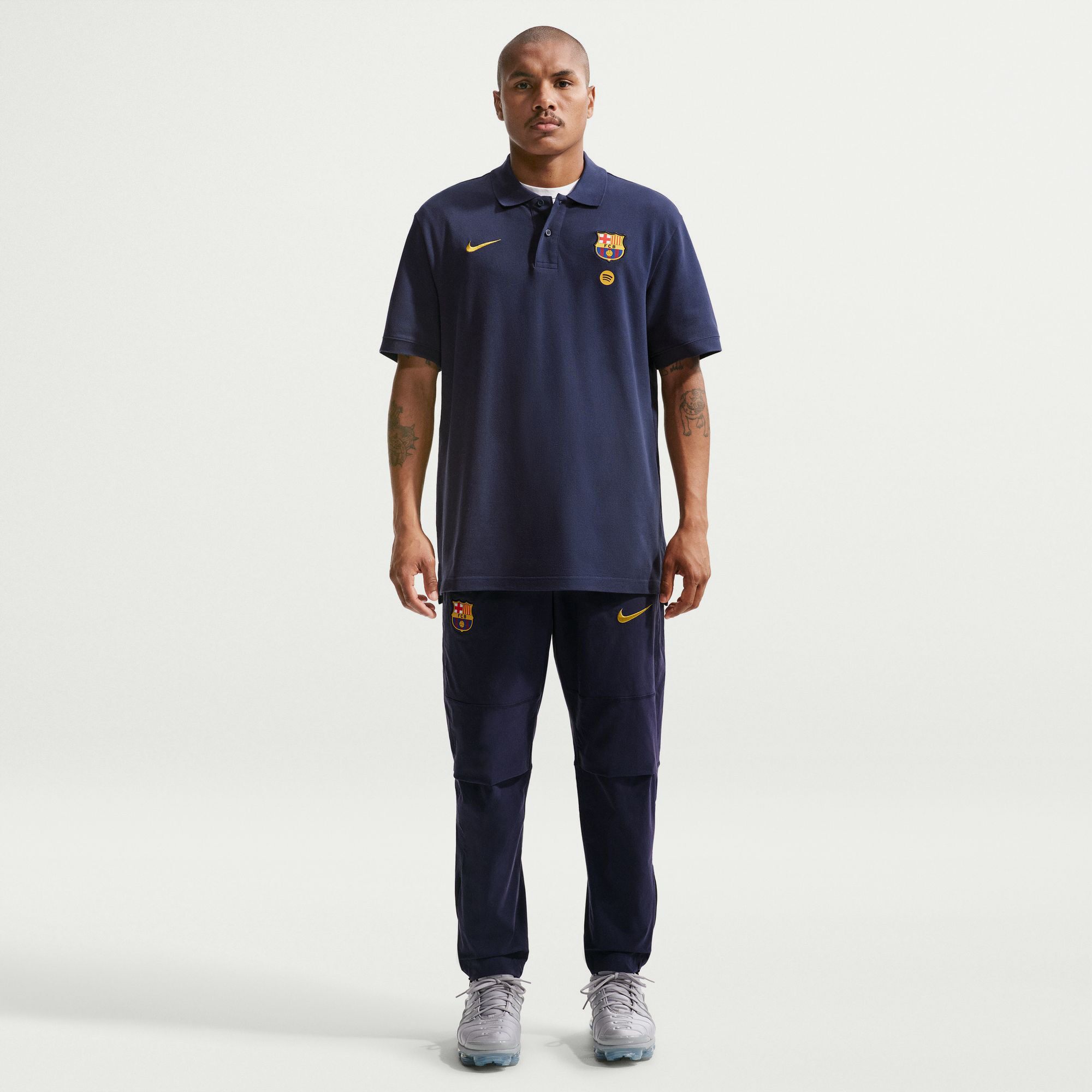 برشلونة كلوب image number 0