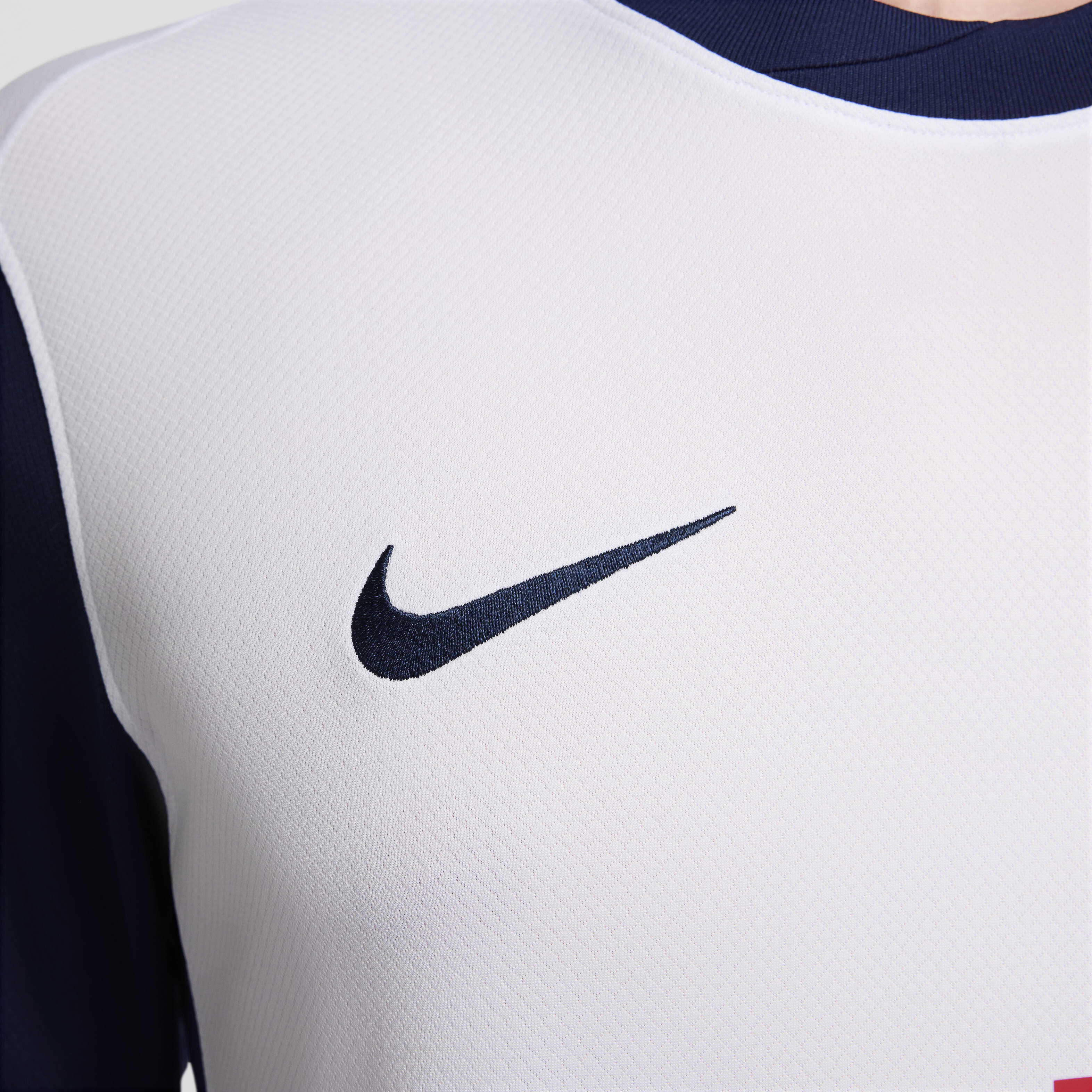Nike stadium tottenham sales