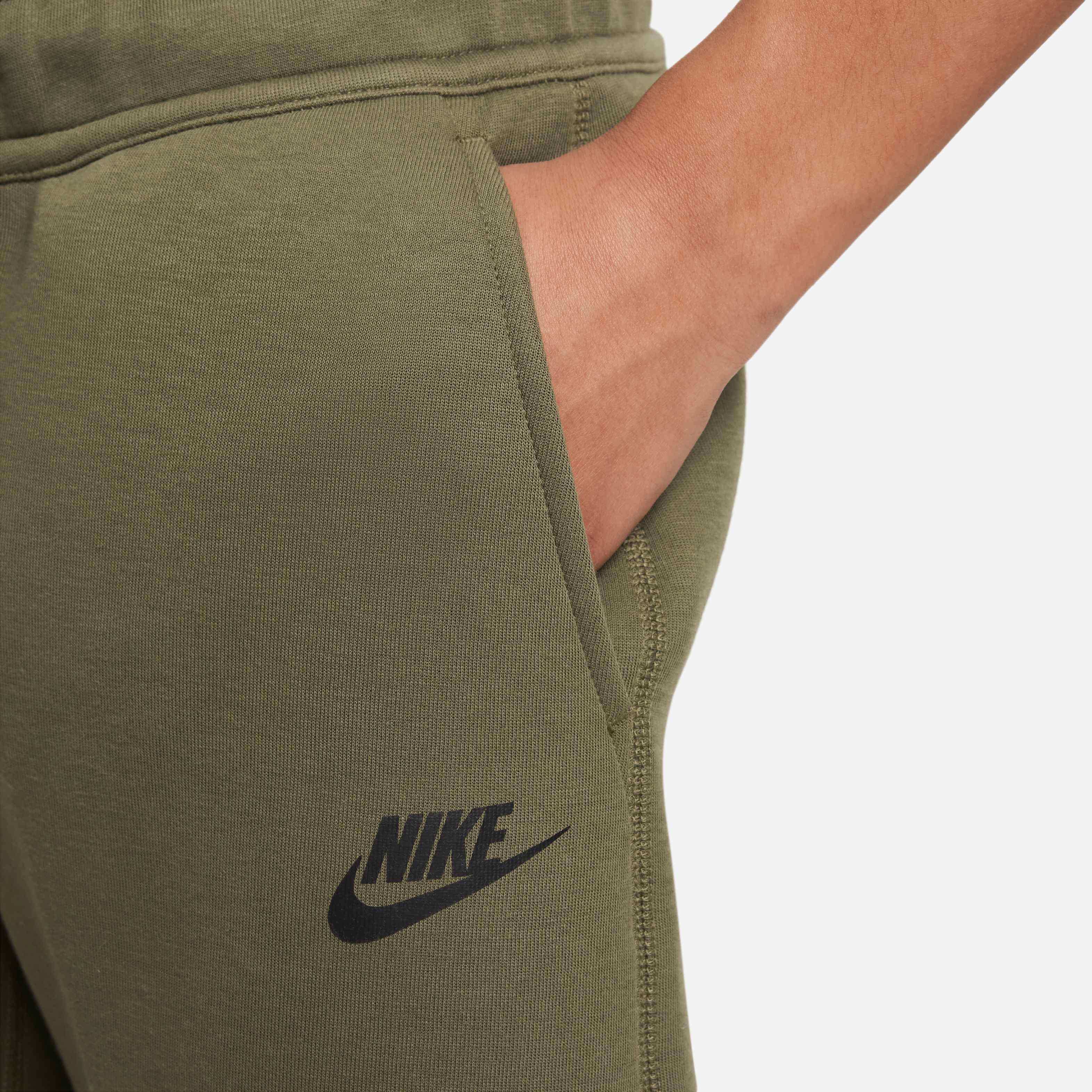 Nike Sportswear Tech Fleece image number 3