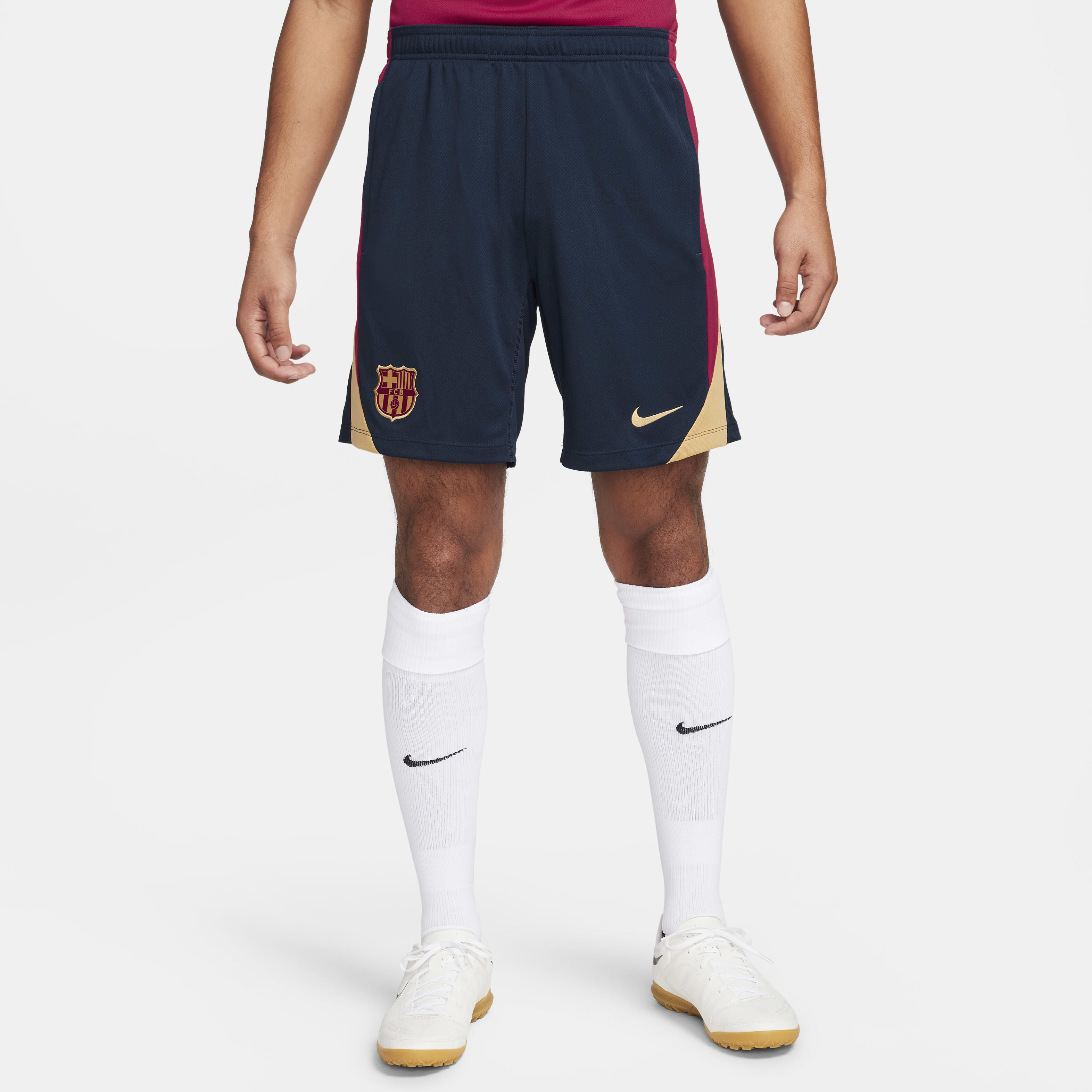 F.C. Barcelona Strike image number 0