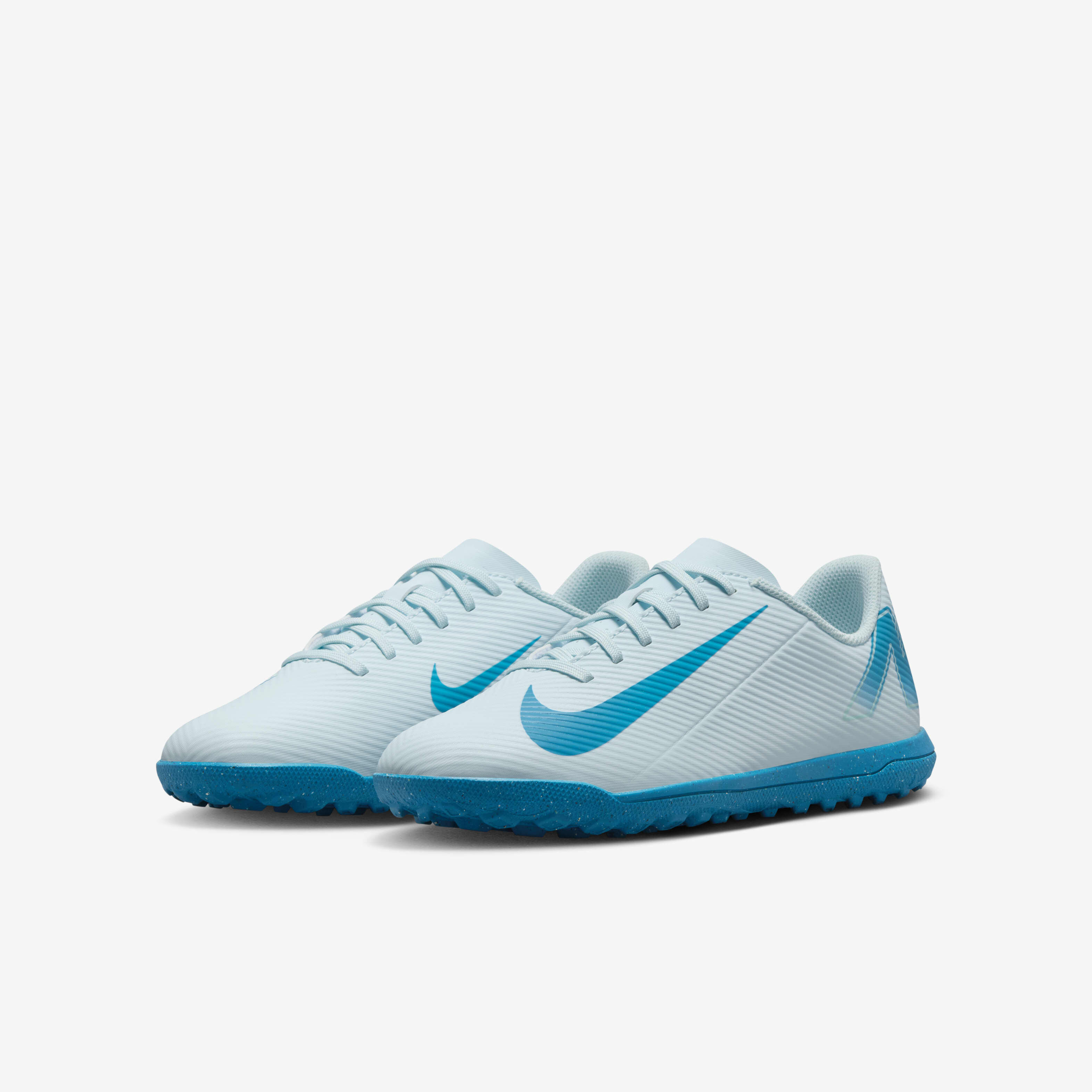 Buy Nike Jr. Mercurial Vapor 16 Club Younger Older Kids TF Low Top Football Shoes Nike Kuwait Official