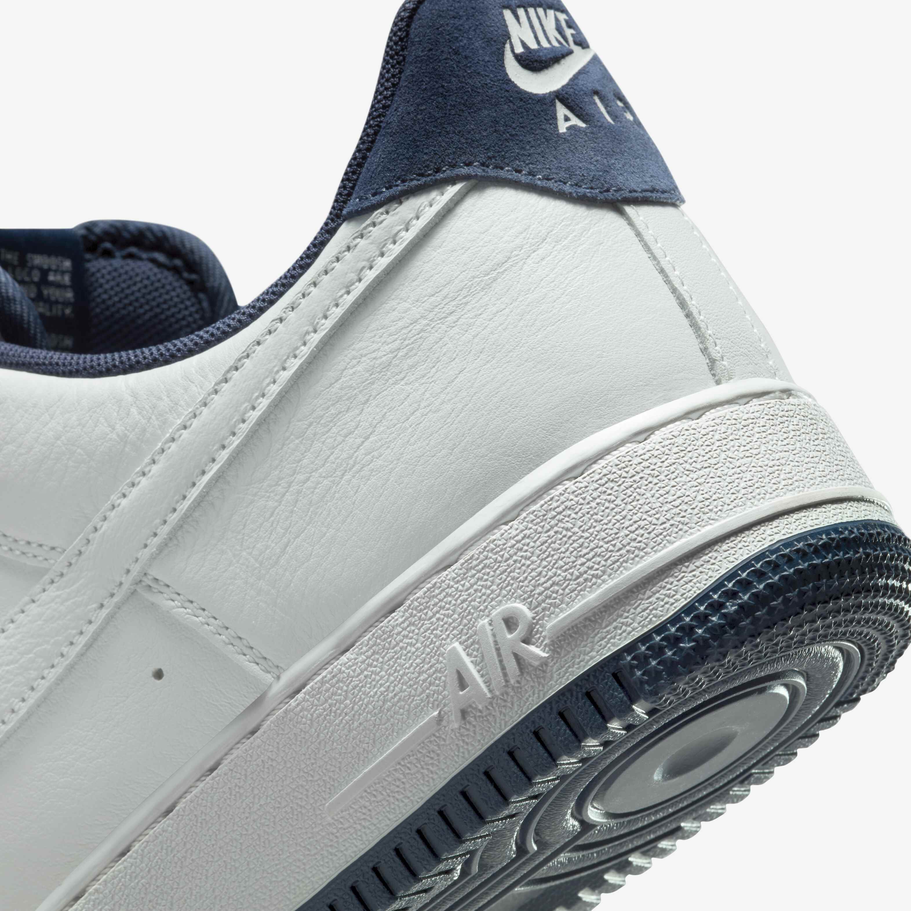 Nike Air Force 1 '07 LV8 image number 7