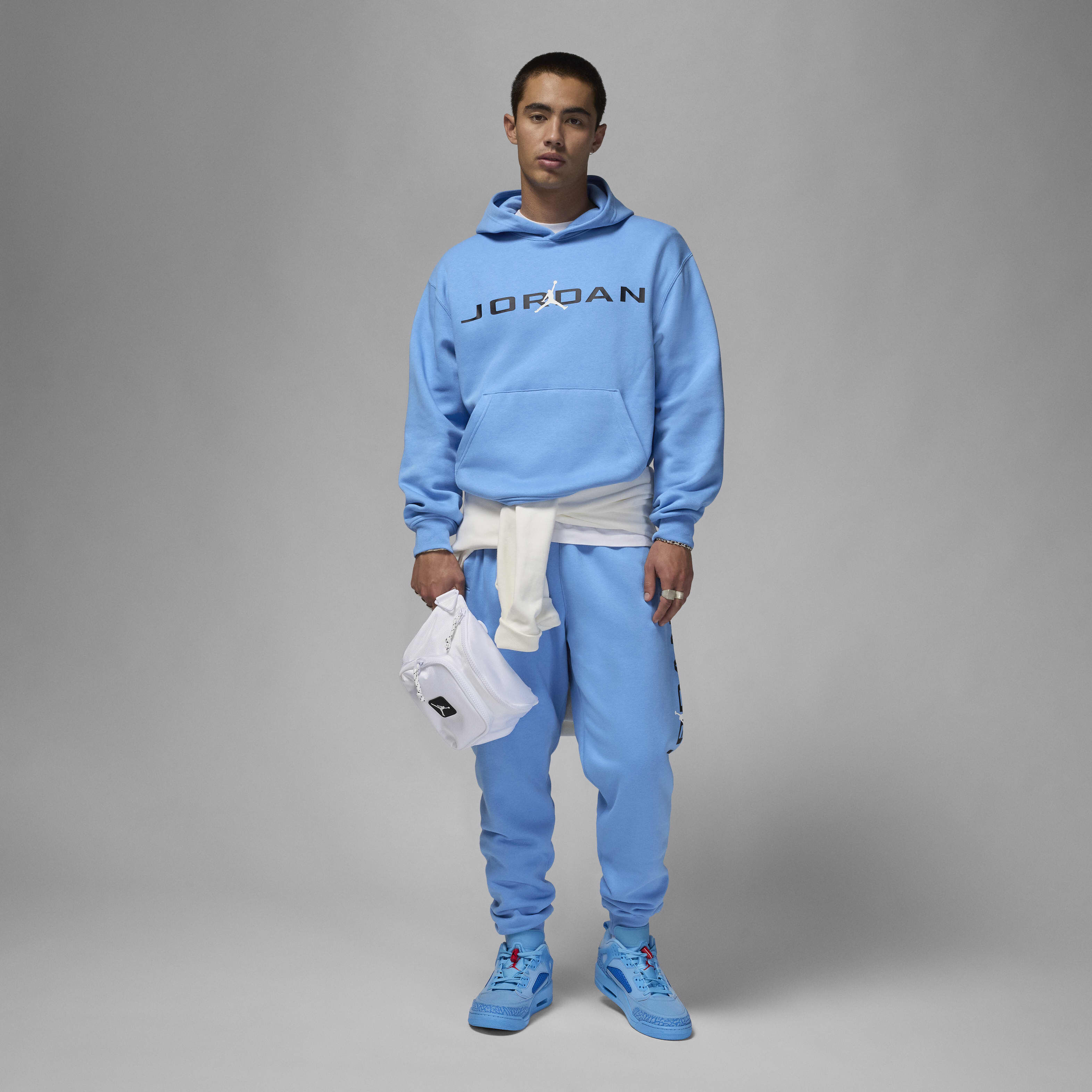 Jordan Essentials image number 5