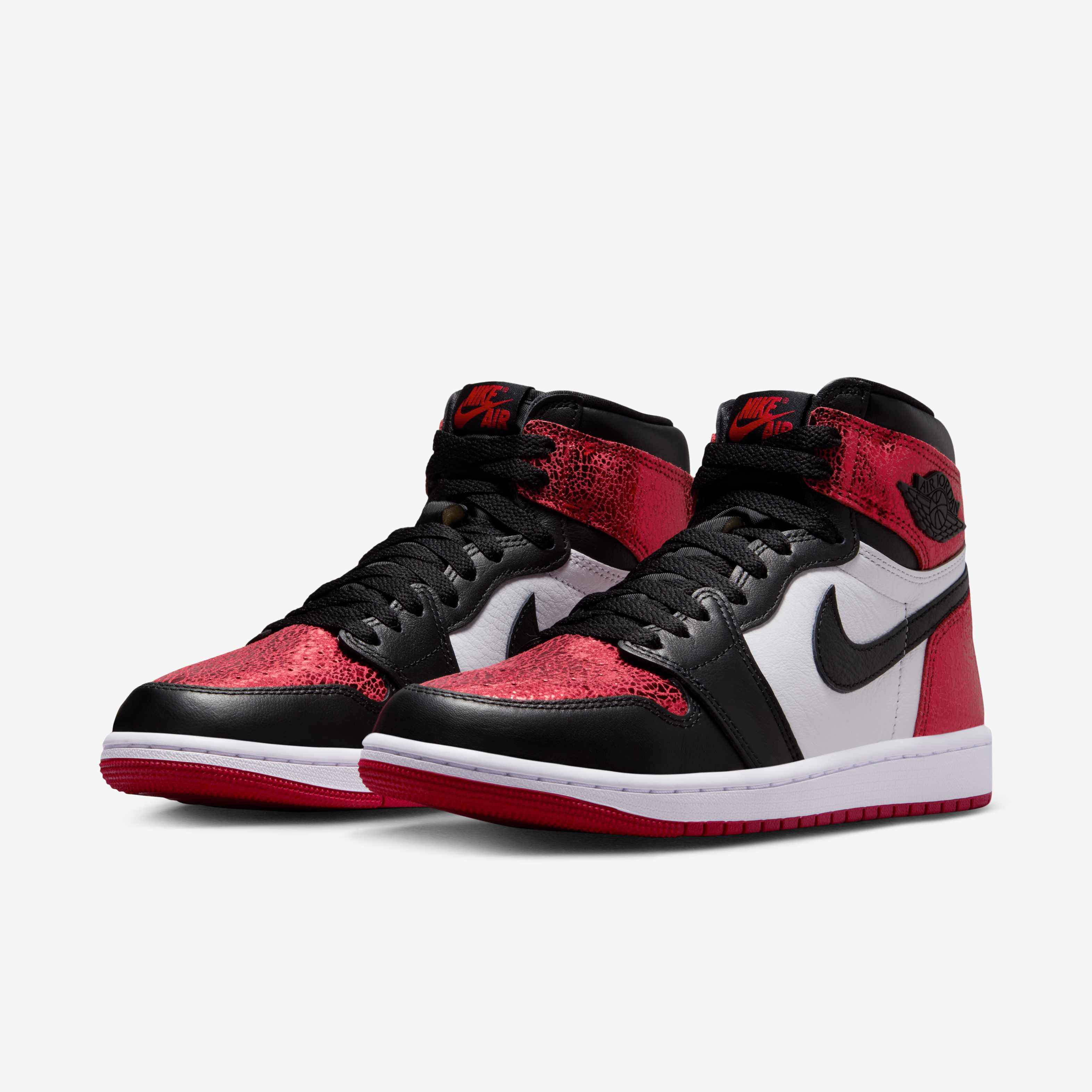 Air Jordan 1 Retro High OG image number 4