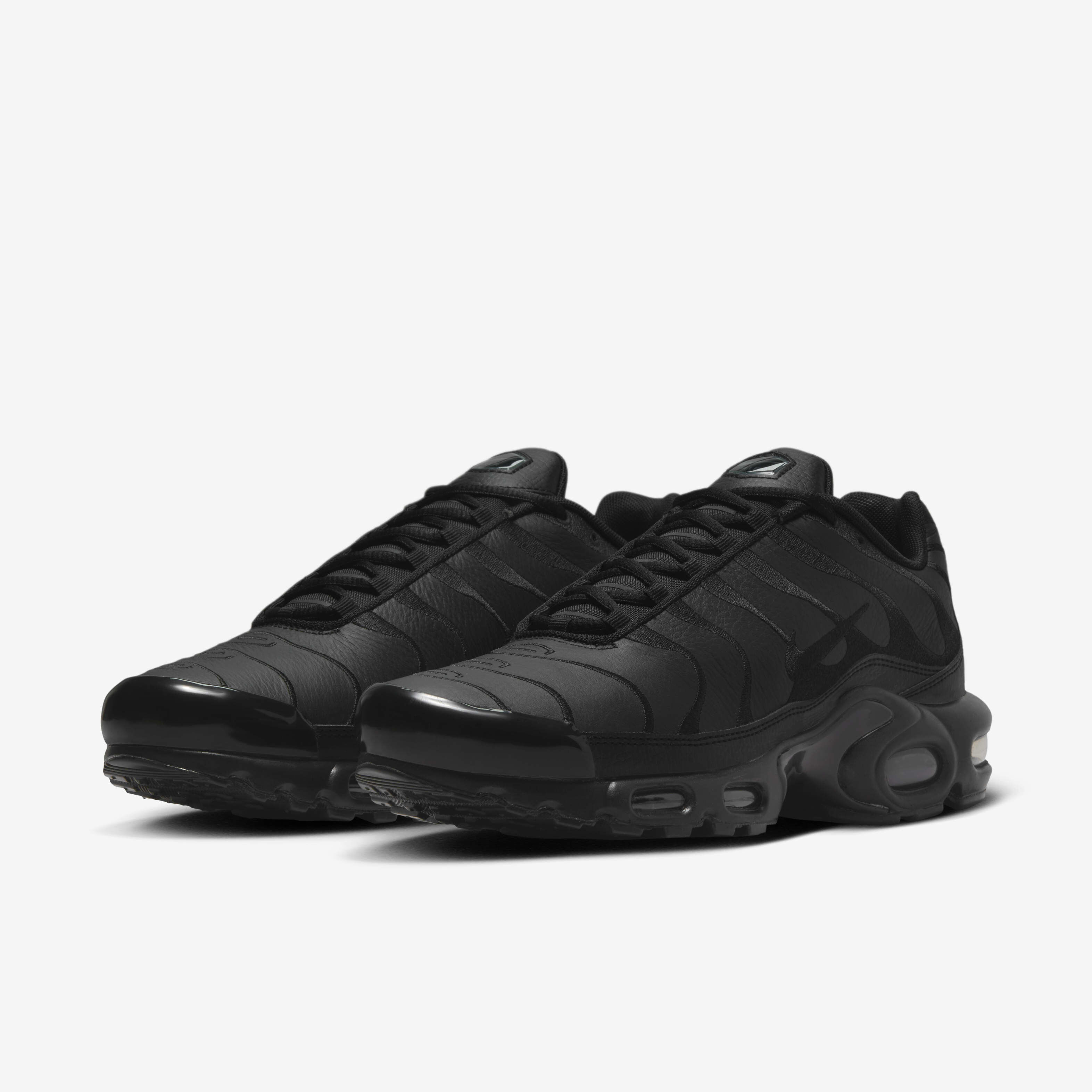 Nike Air Max Plus image number 4