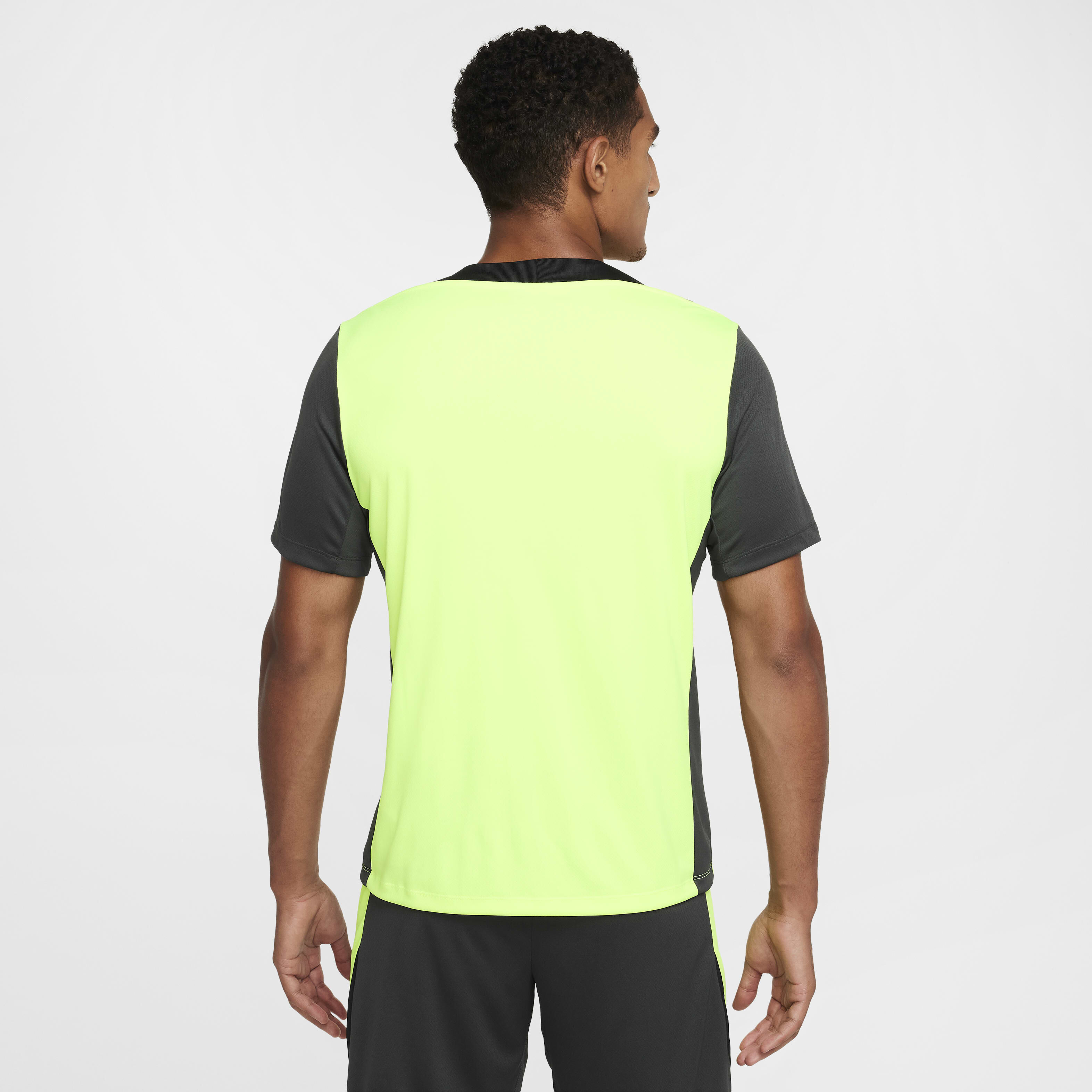 Buy Nike Strike Men s Dri FIT Short Sleeve Football Top Nike Kuwait Official