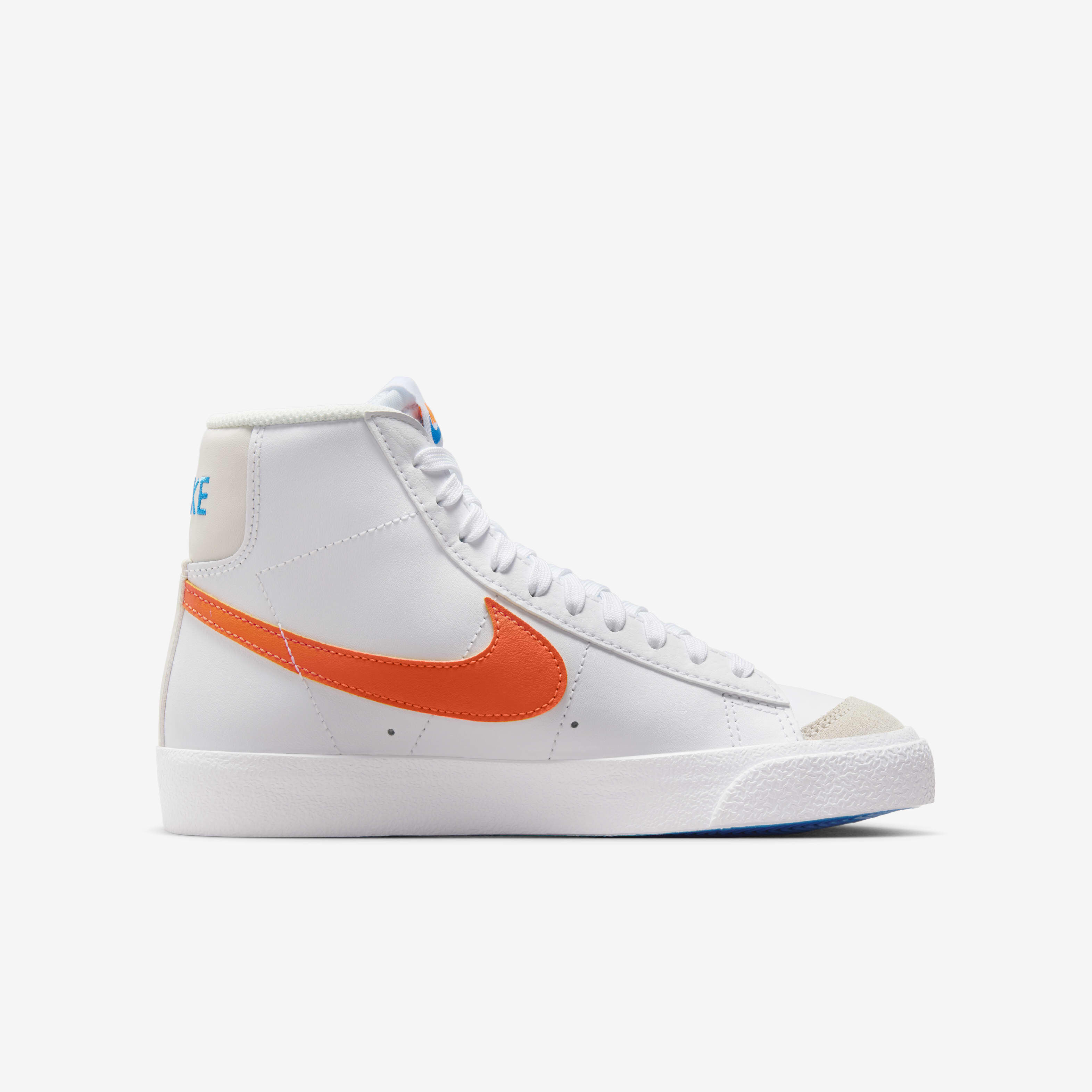 Nike Blazer Mid '77 image number 2