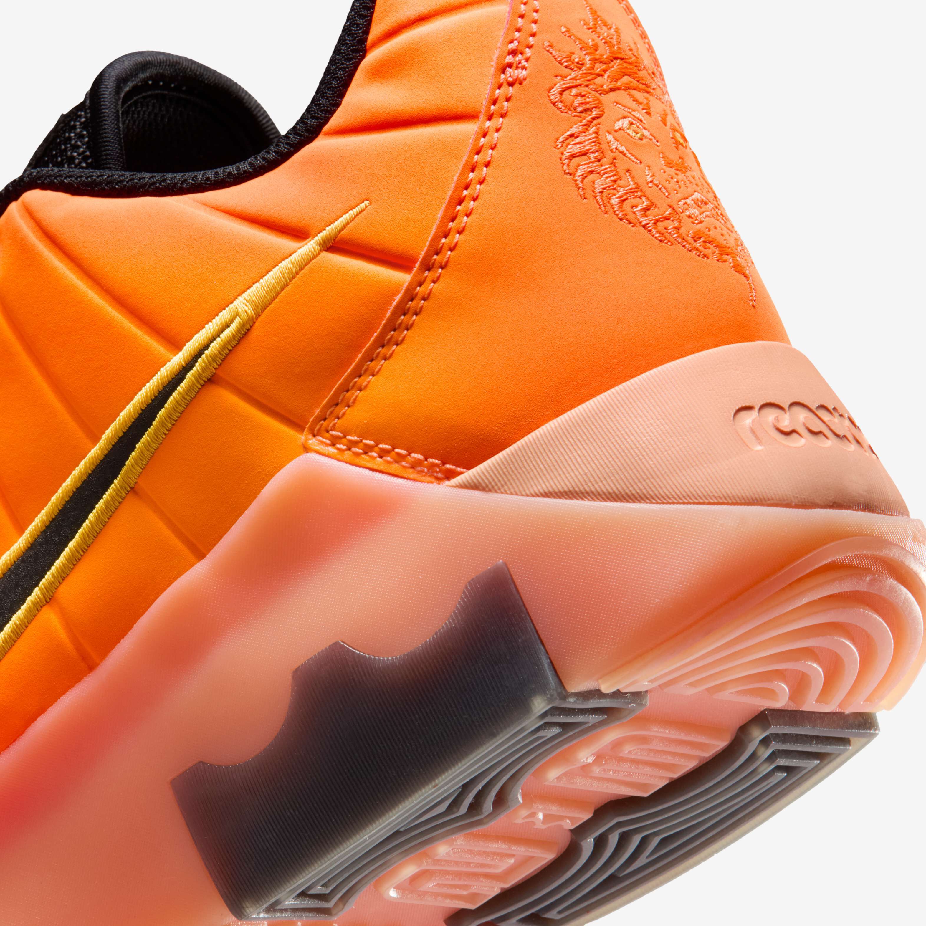 ليبرون وتنيس 9 image number 7