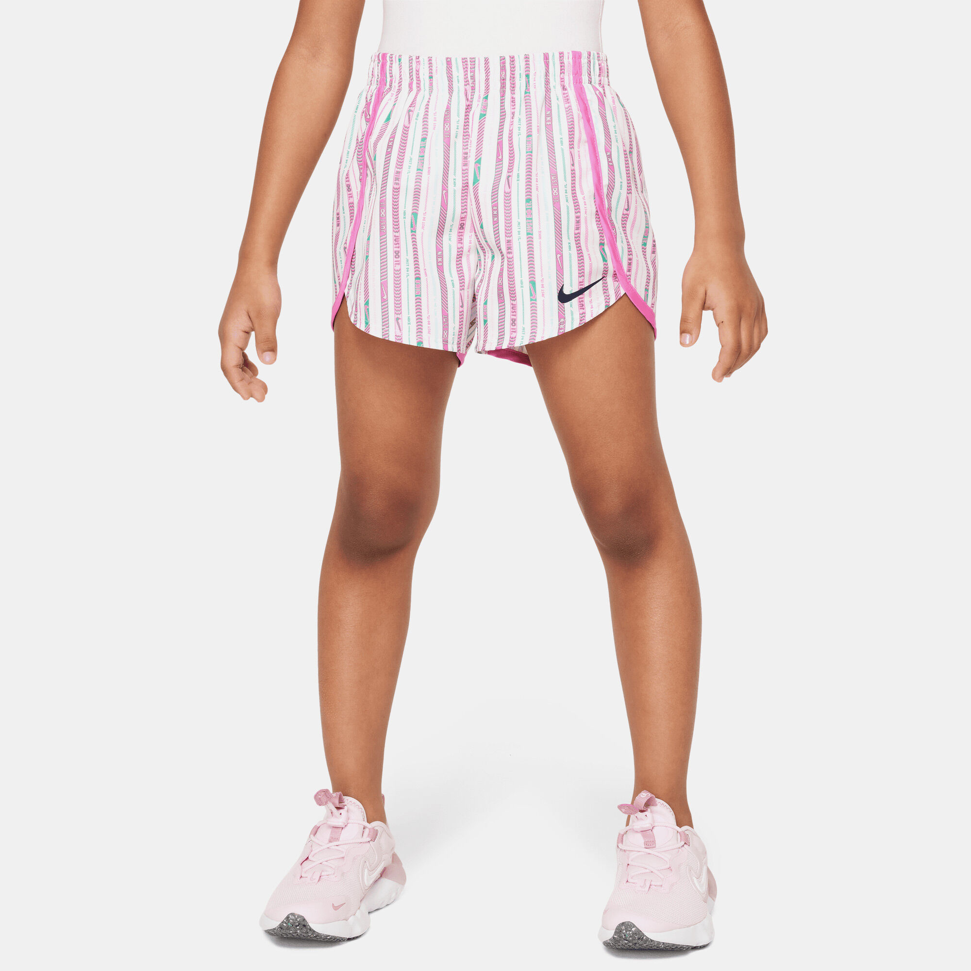 Nike Dri-FIT Happy Camper image number 7