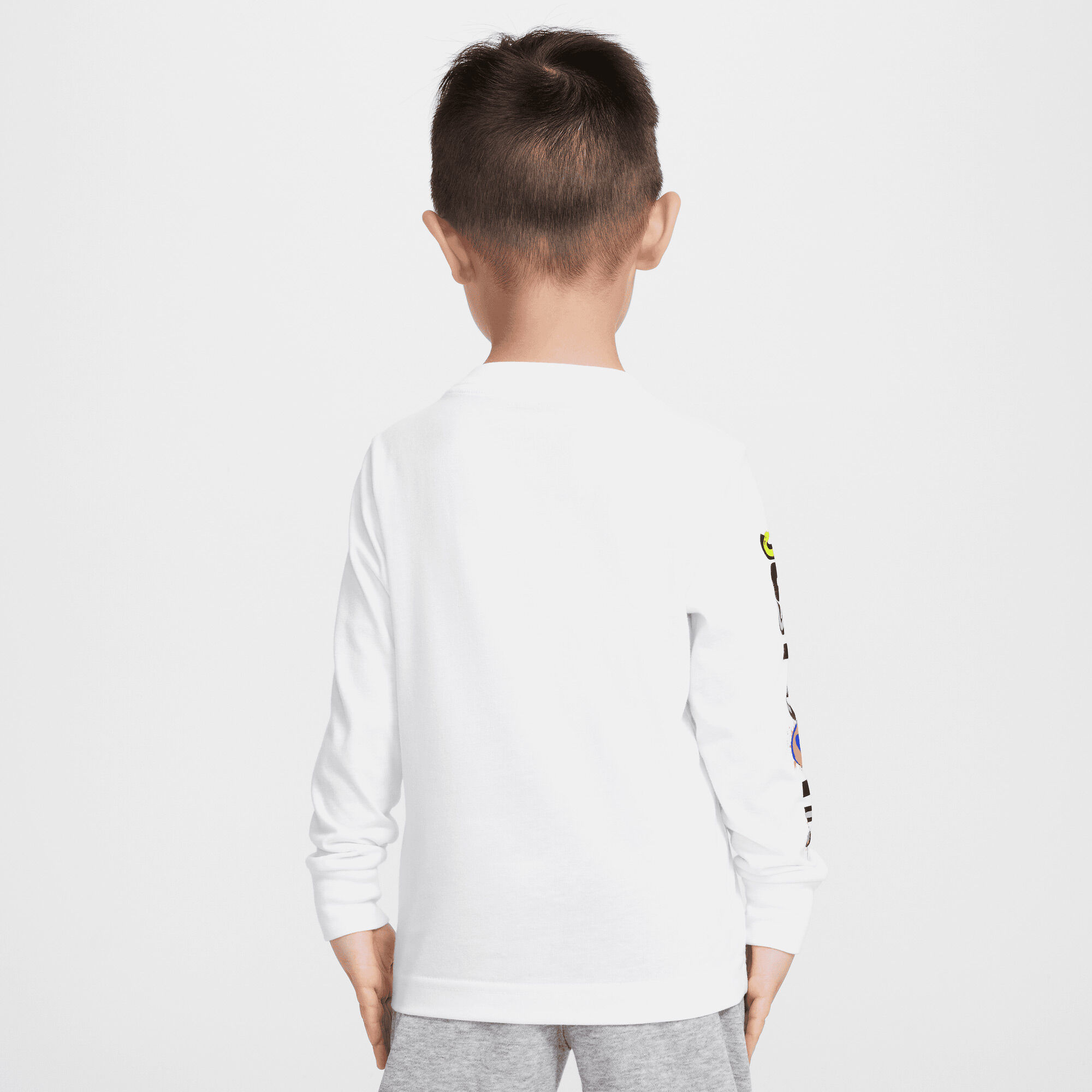 Nike "Express Yourself" image number 1