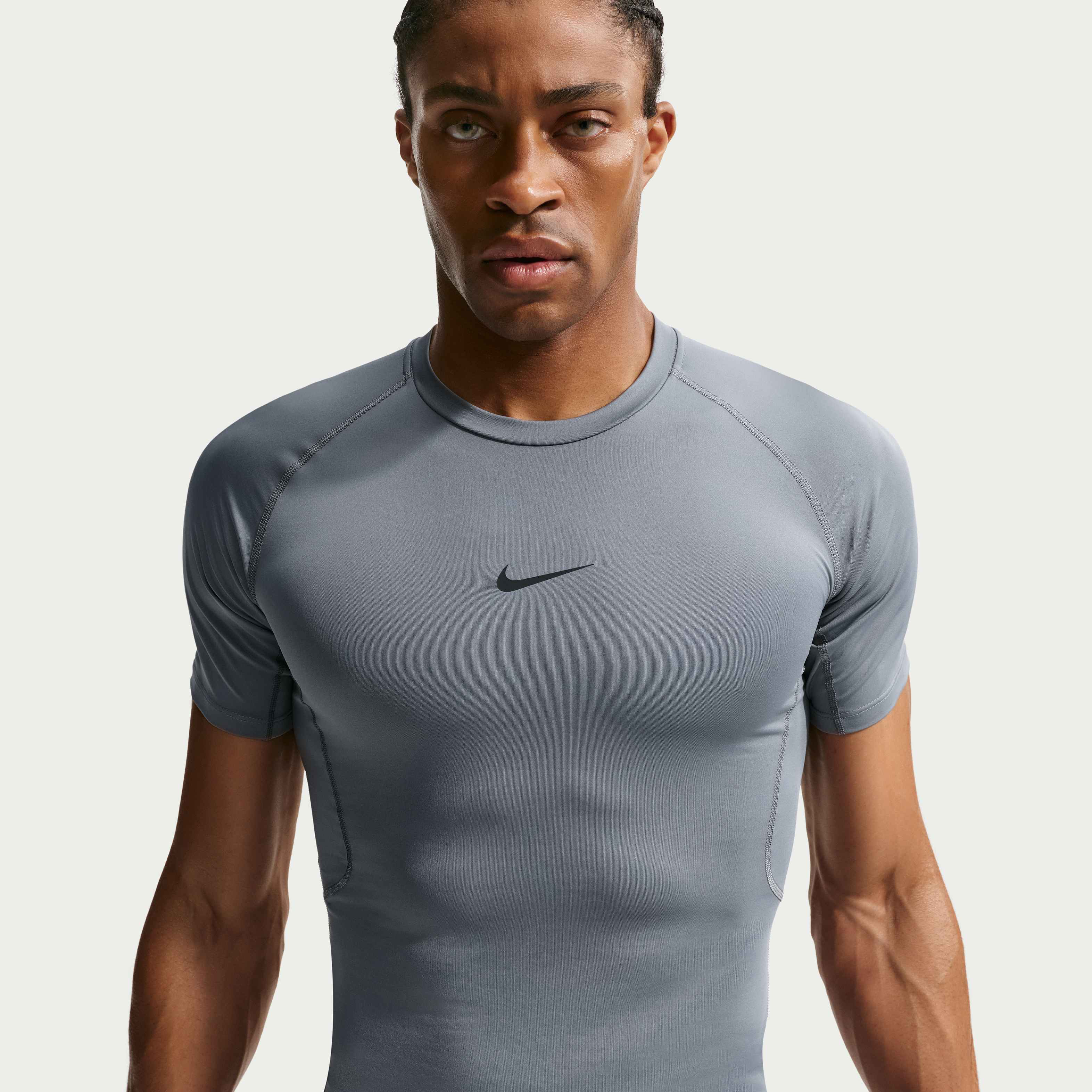 Nike Pro image number 0