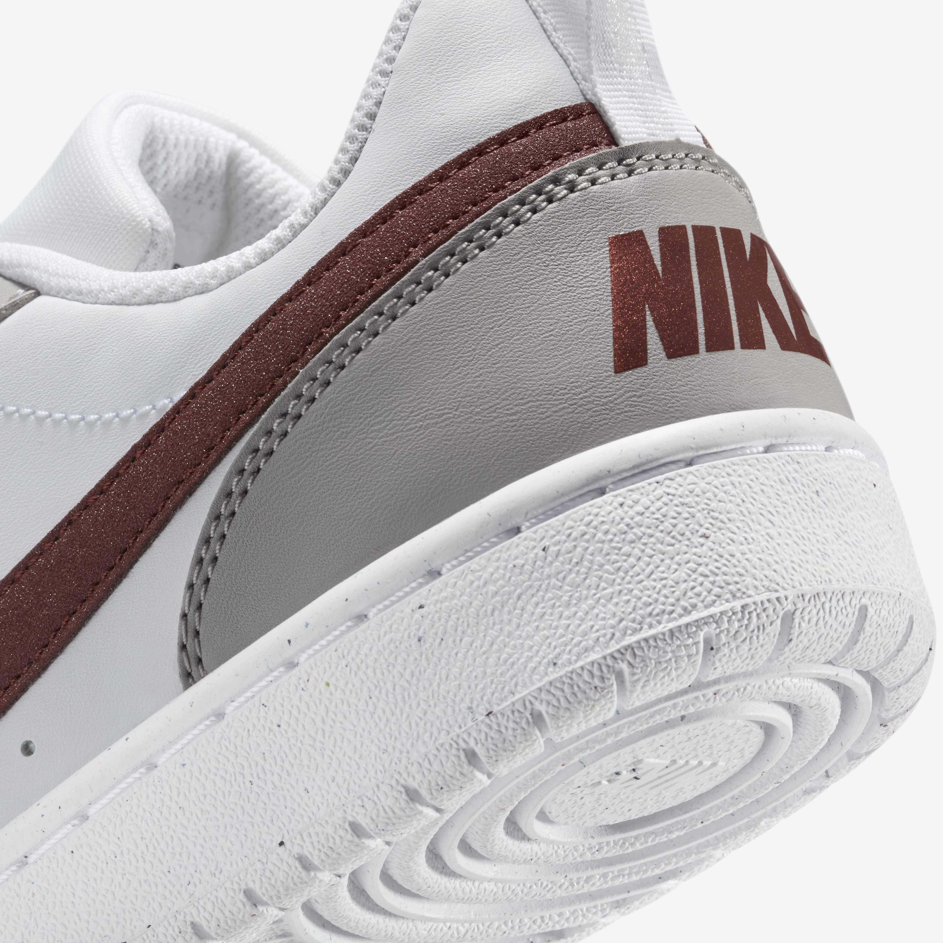 Tênis nike sportswear court borough top