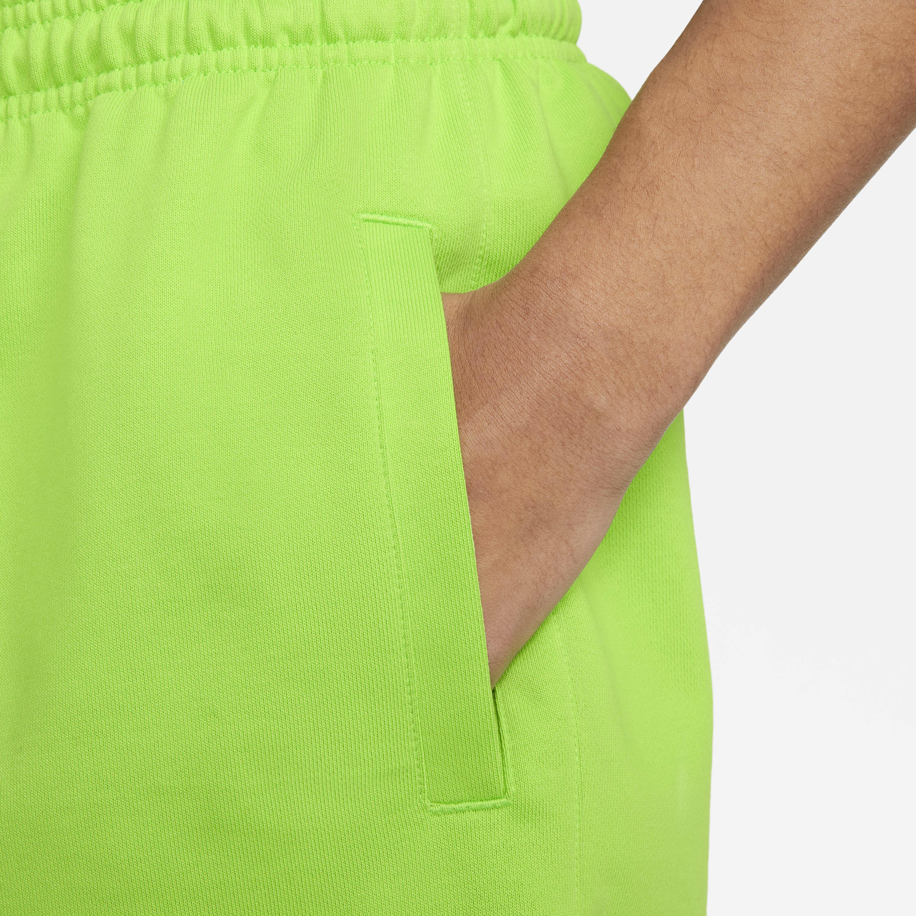 Nike Standard Issue image number 4