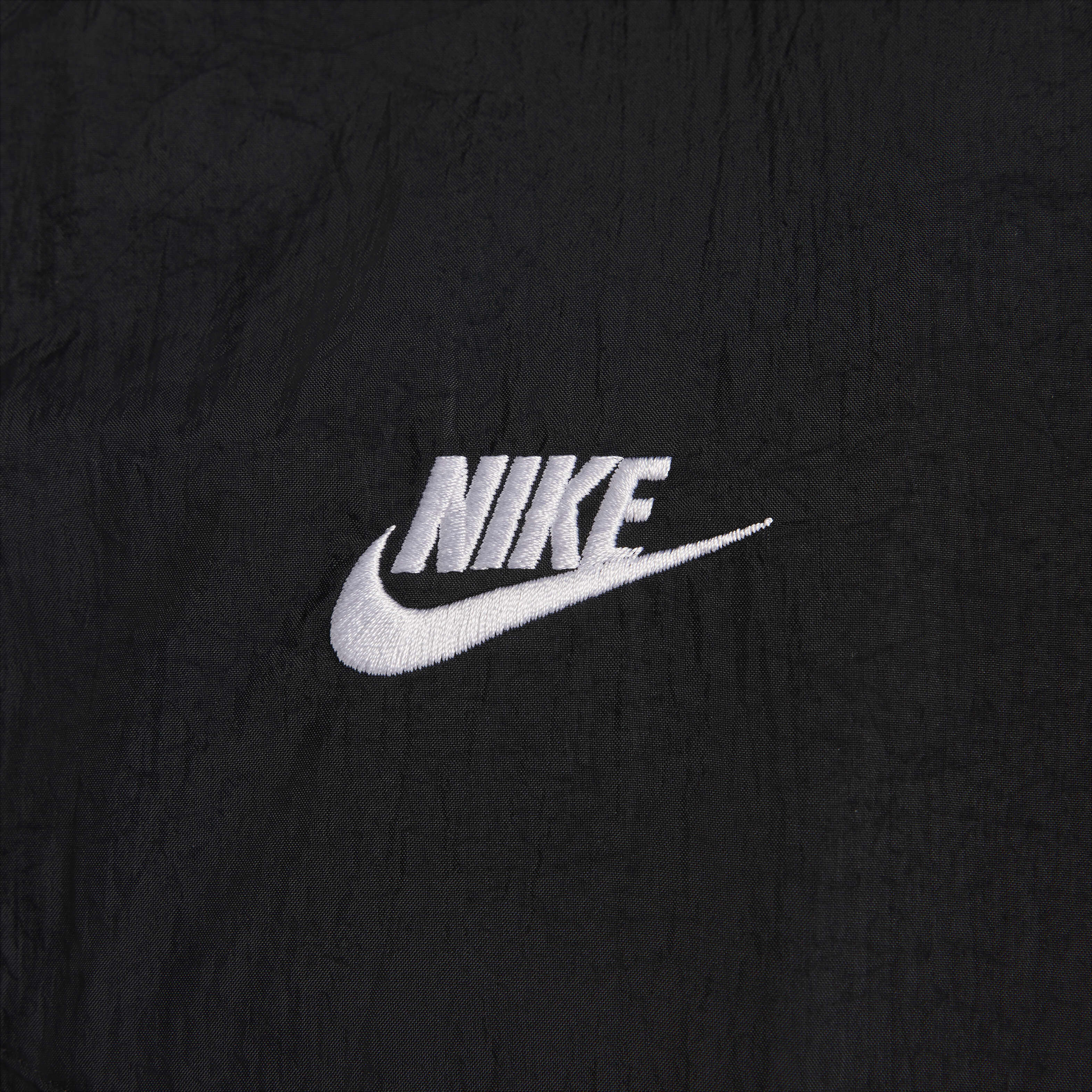 Nike blacked out logo new arrivals