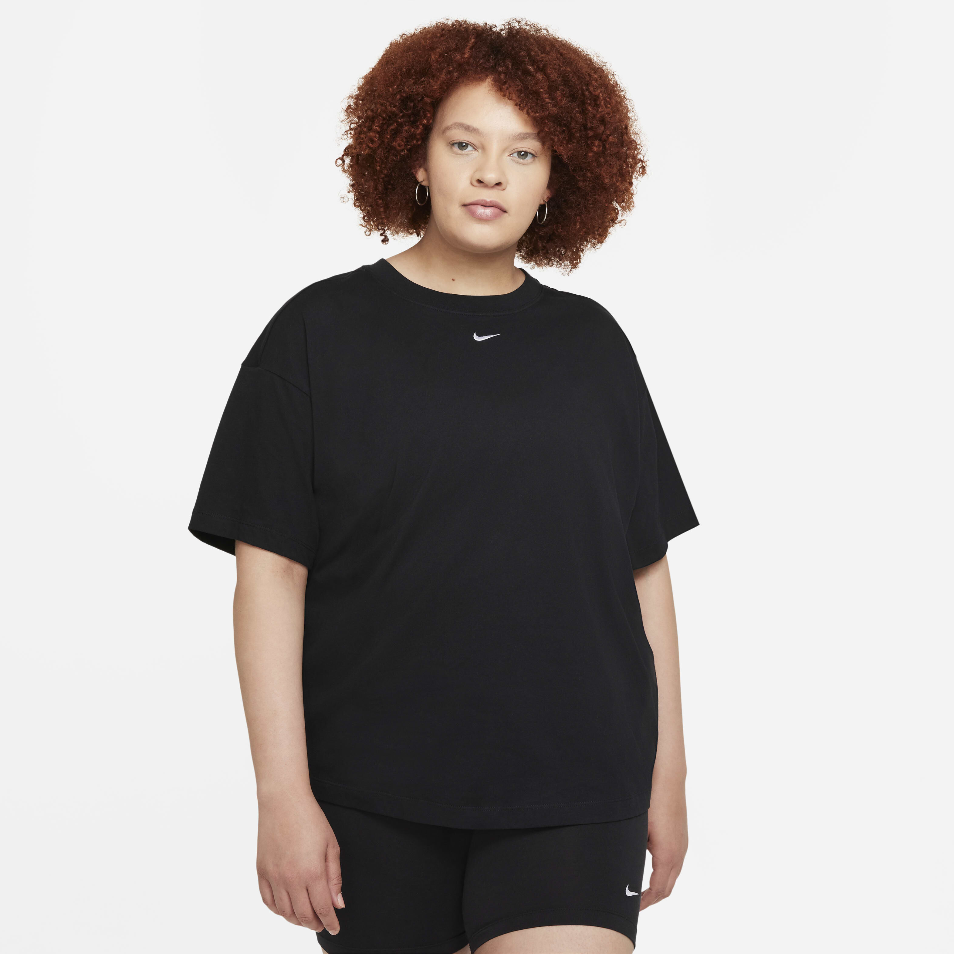 Nike Sportswear Essential image number 0