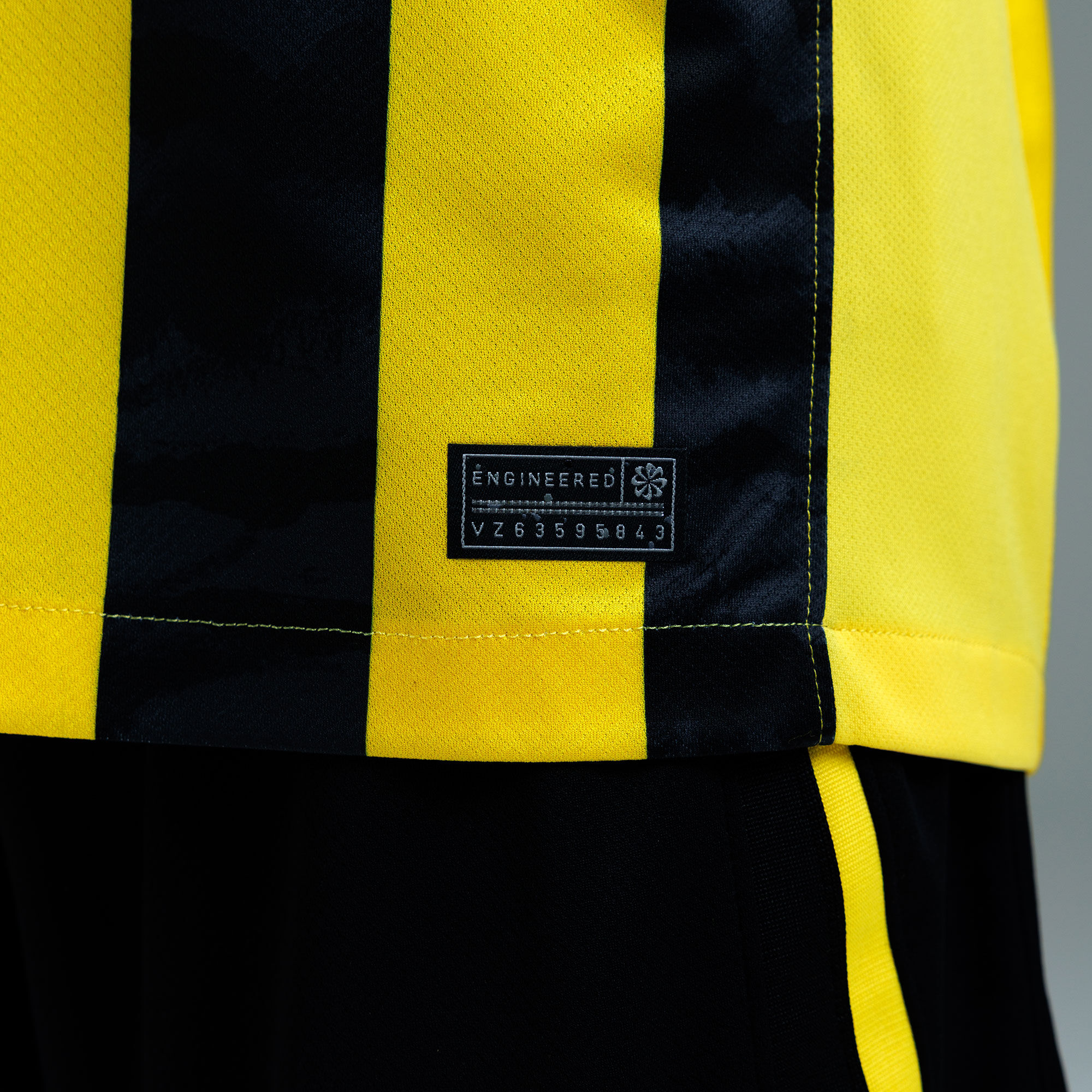 Al-Ittihad F.C. 2025/26 Stadium Home Jersey image number 5