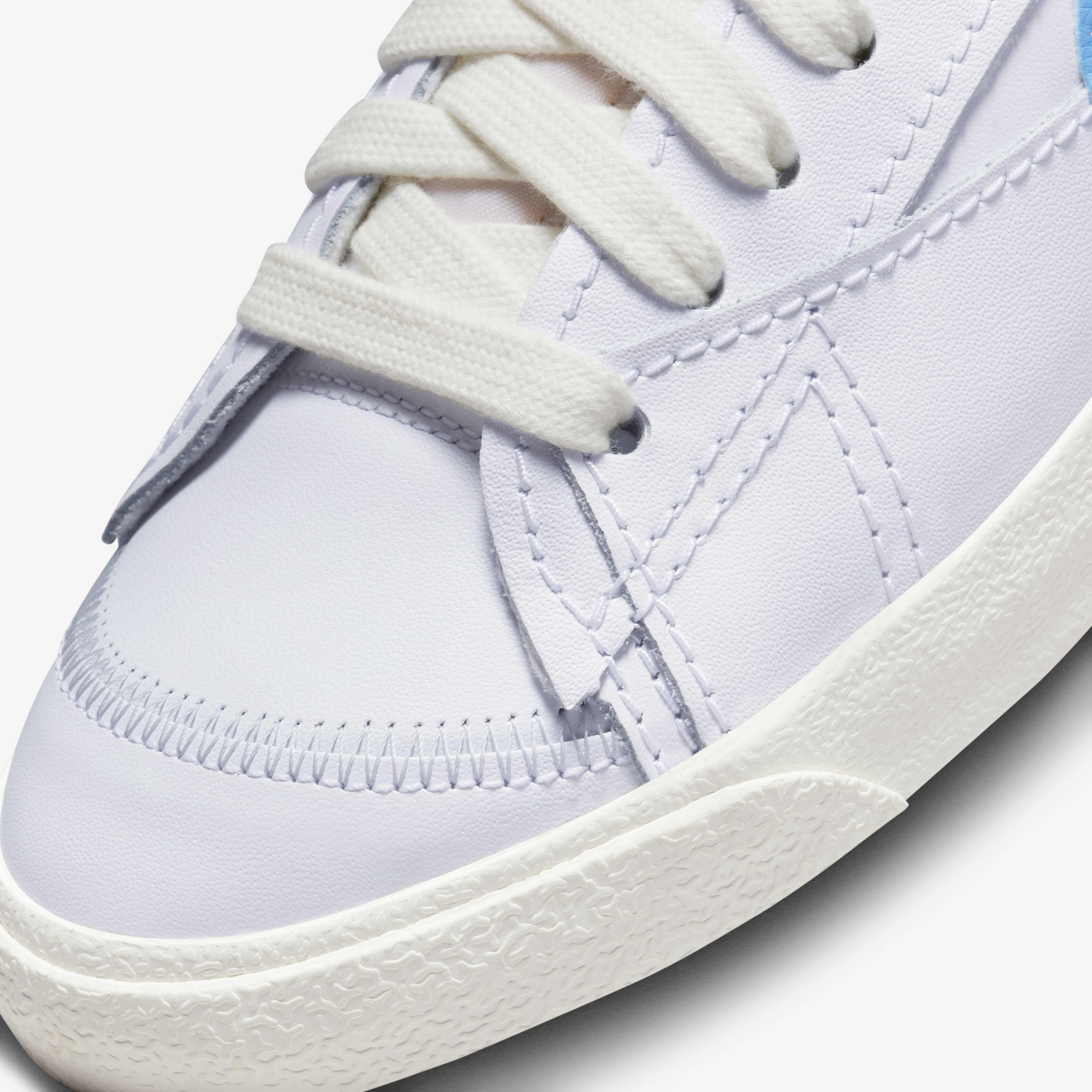 نايكي بليزر لو '77 جامبو image number 6