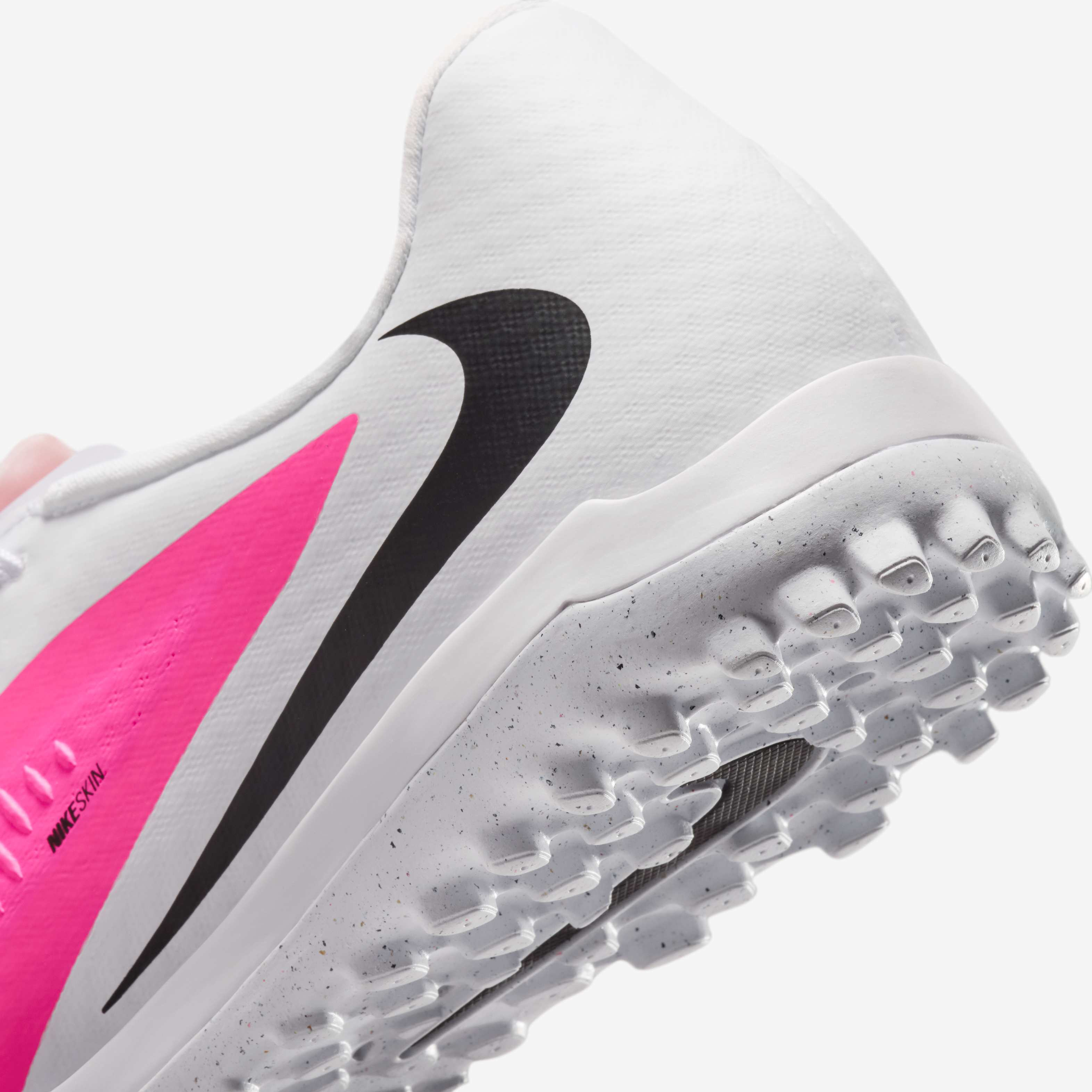 Nike Phantom 6 Low Academy image number 17