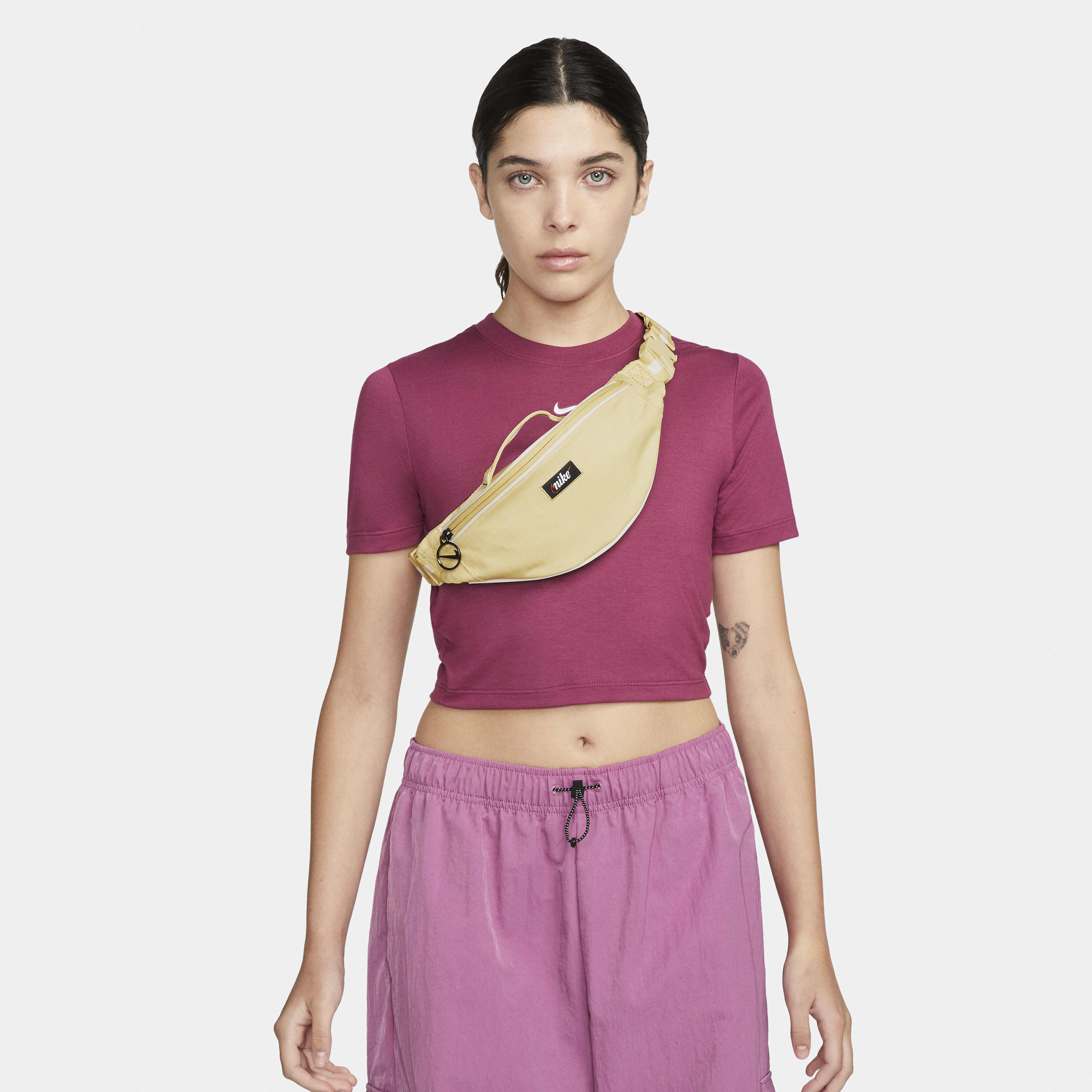 Nike Heritage image number 0