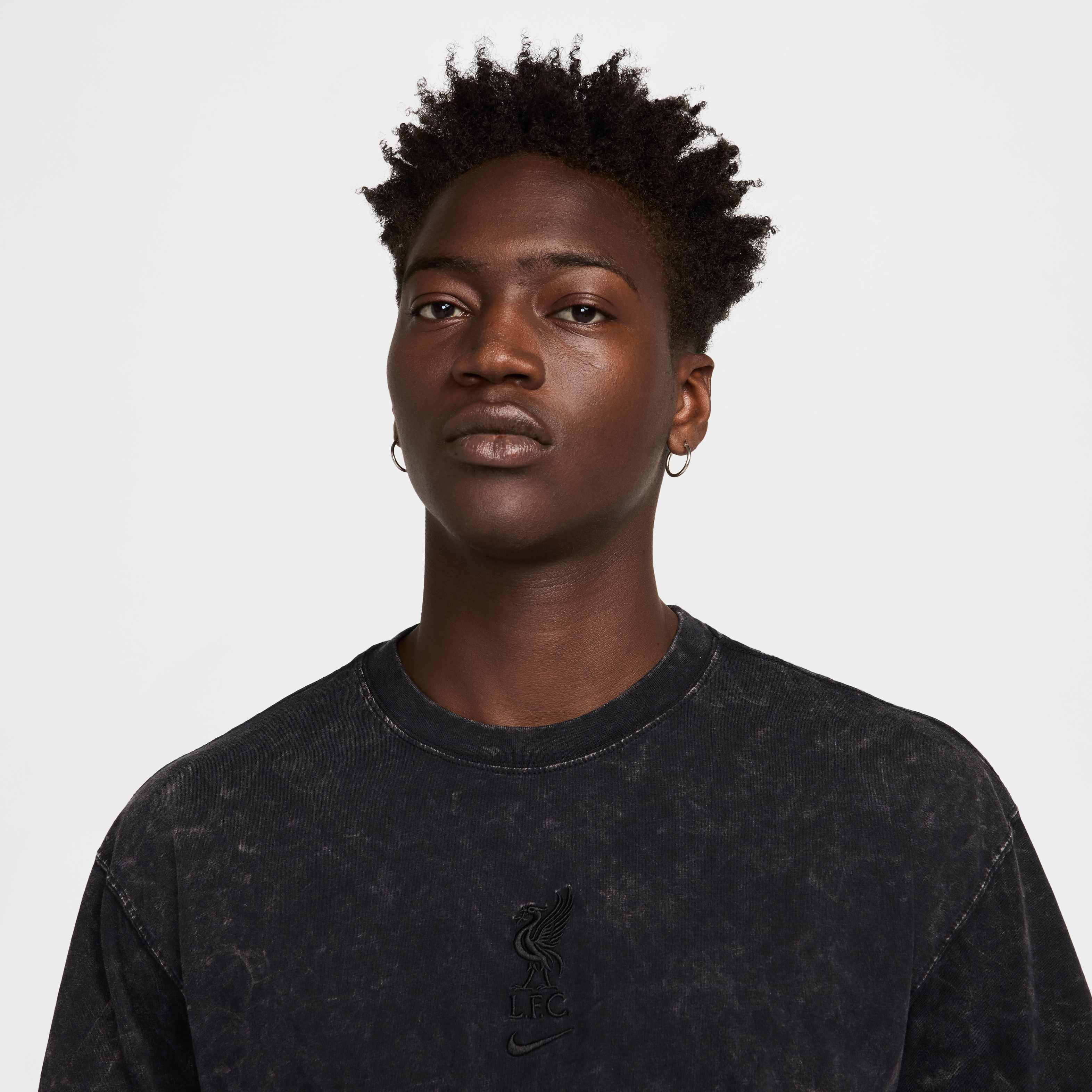 ليفربول بريميوم ايسنشالز image number 2