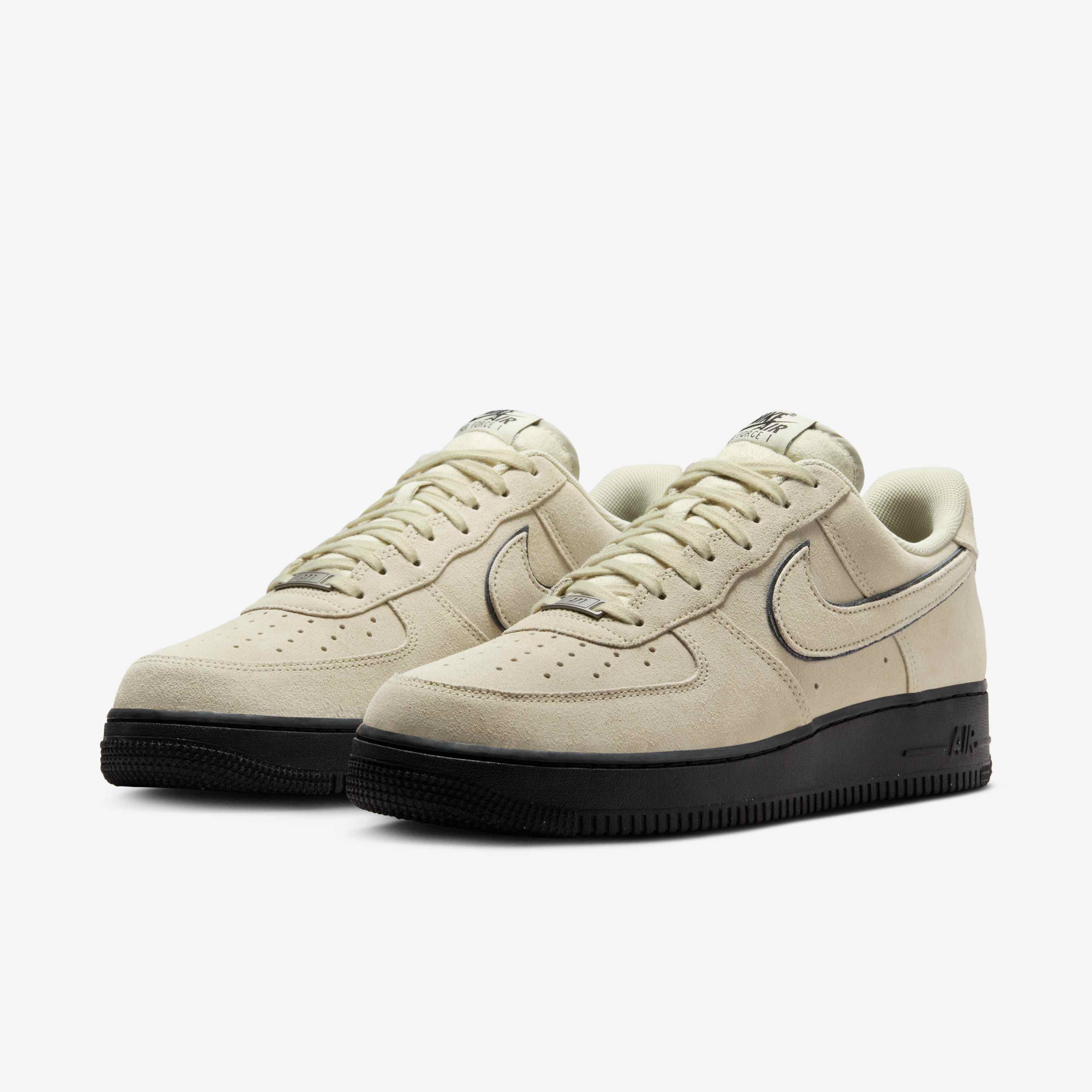 Nike Air Force 1 '07 LV8 image number 4