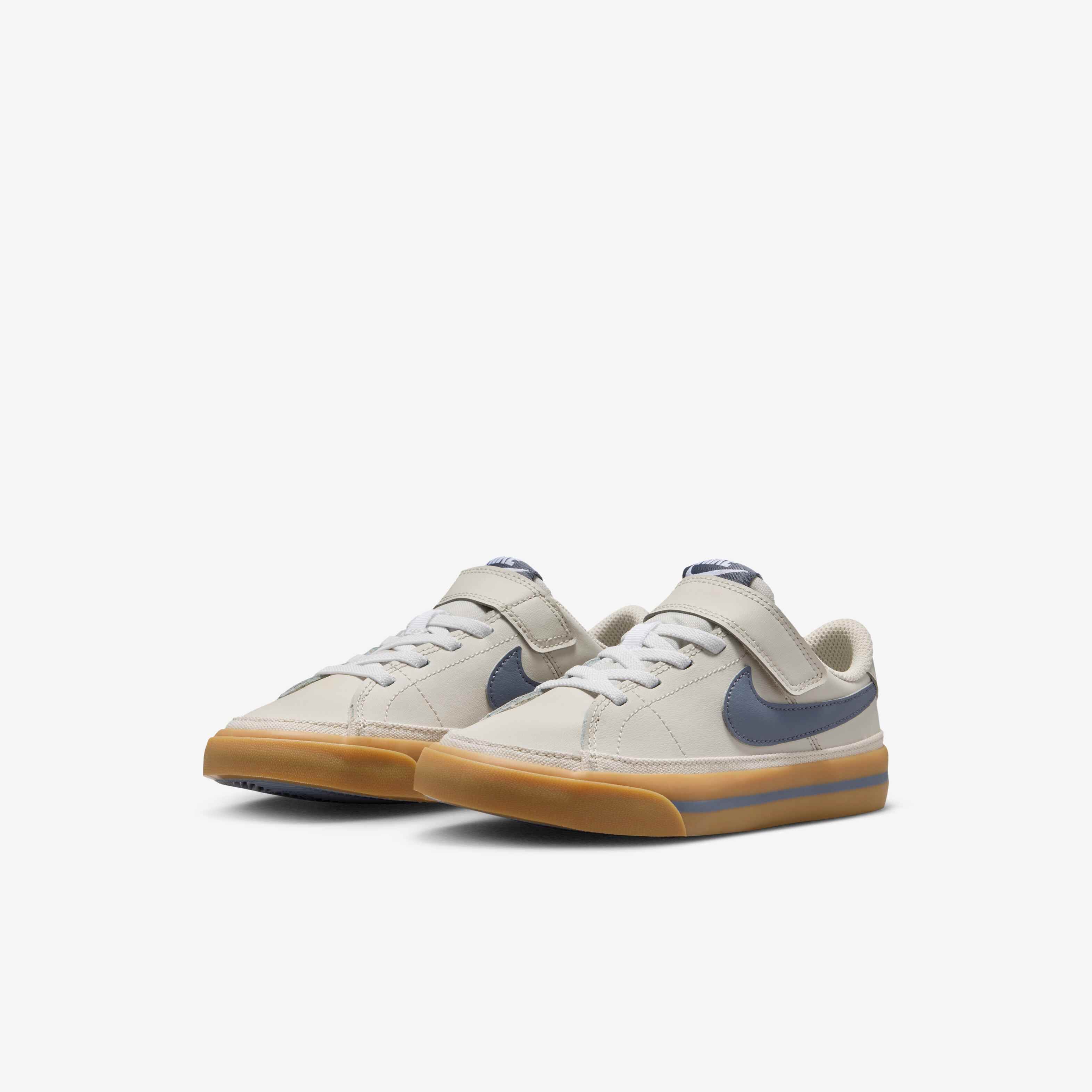 NikeCourt Legacy image number 4