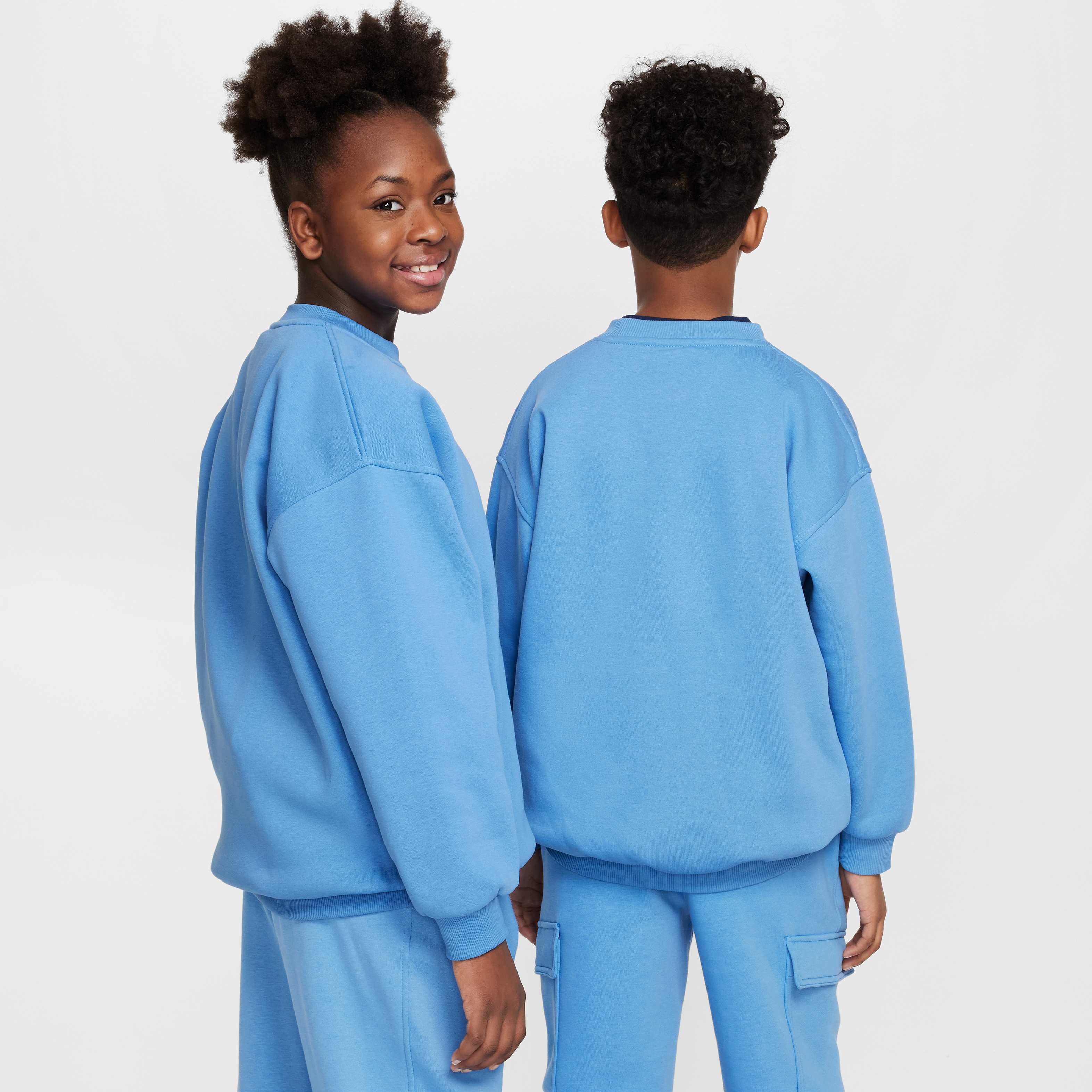 نايكي سبورتسوير كلوب فليس image number 1