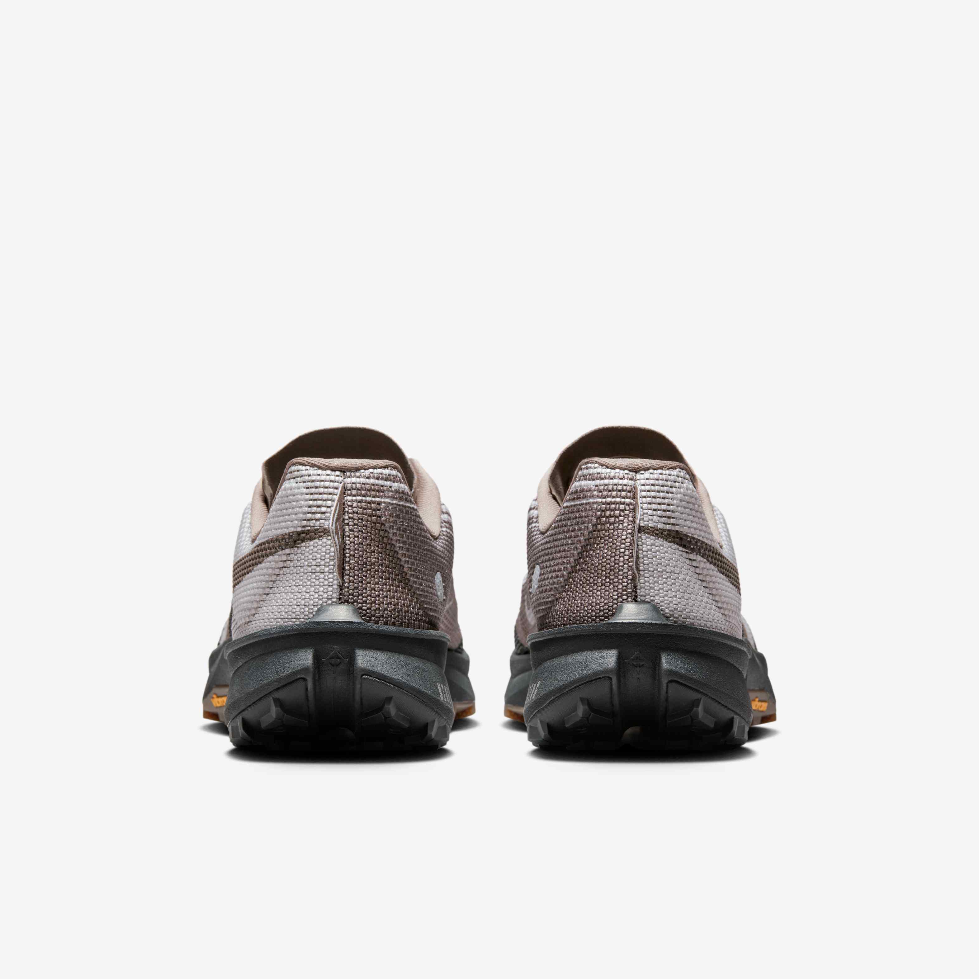 Nike Kiger 10 image number 5