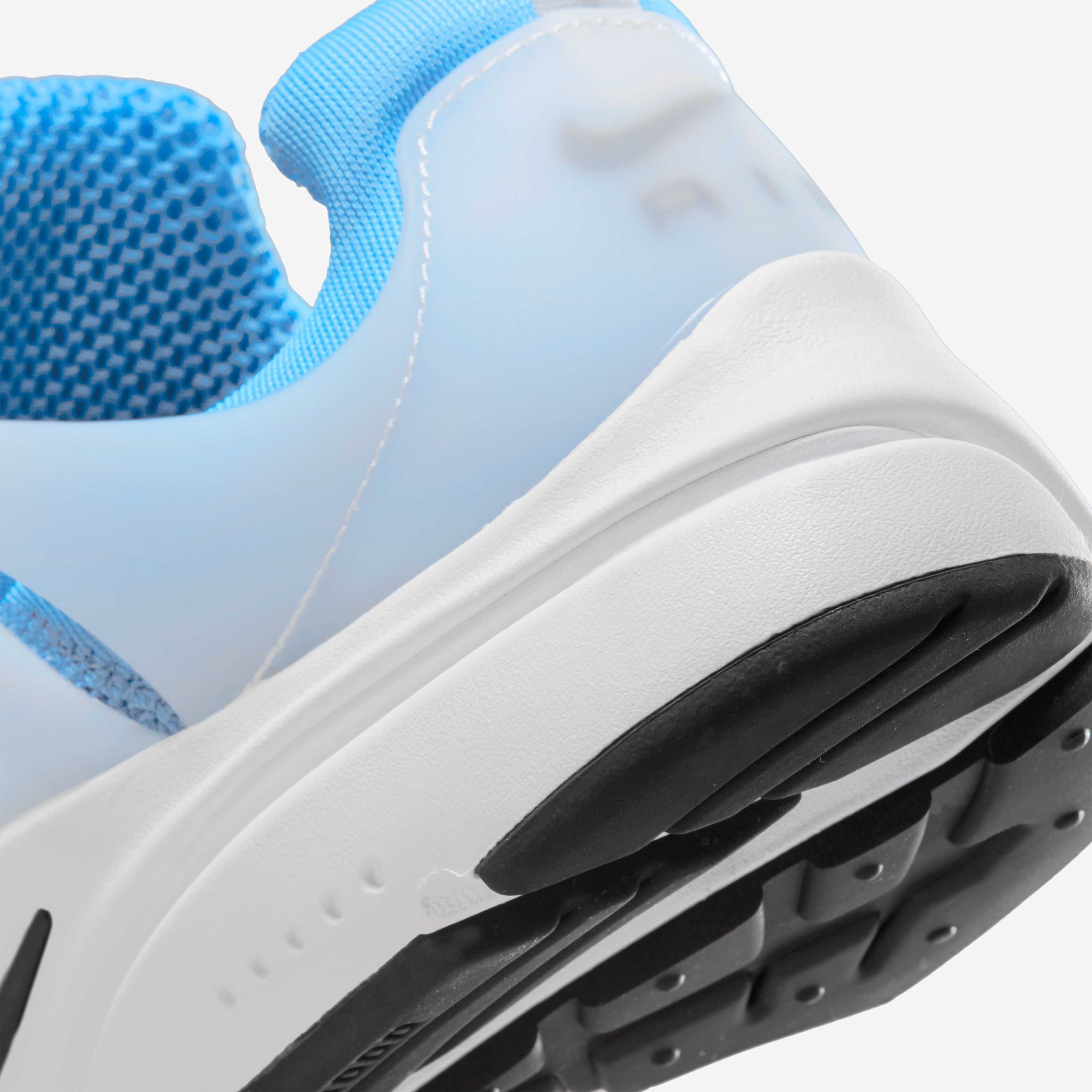 Nike Air Presto image number 7