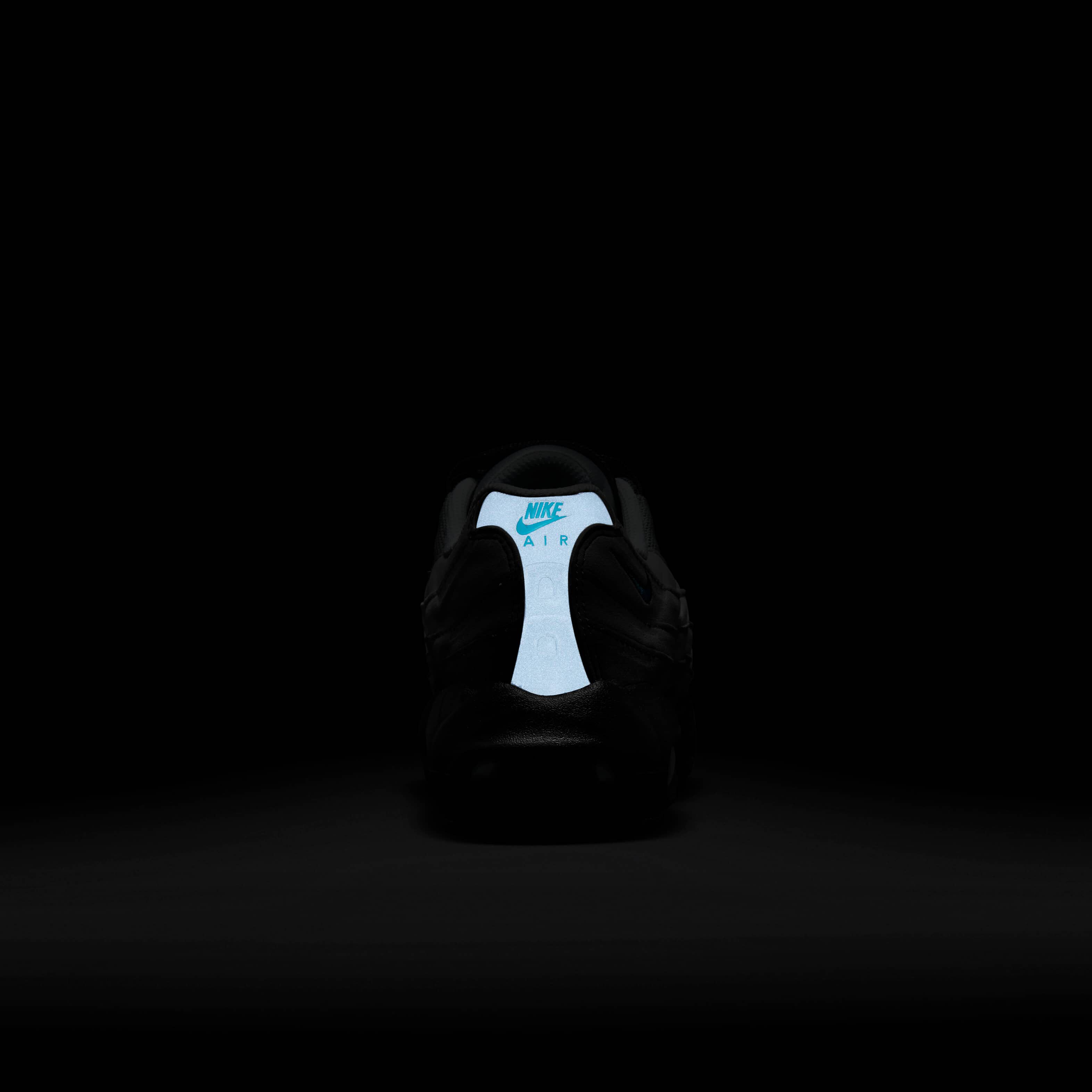 Nike Air Max 95 image number 8