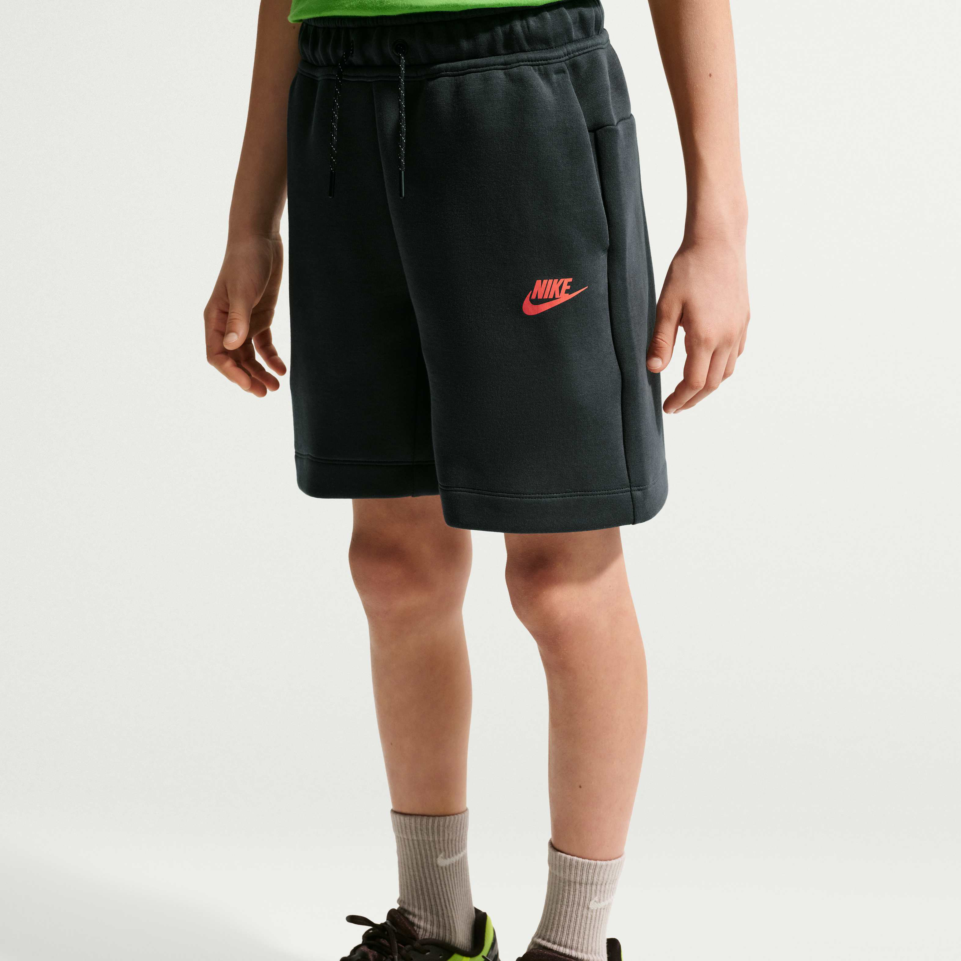 Nike Sportswear Tech Fleece image number 1