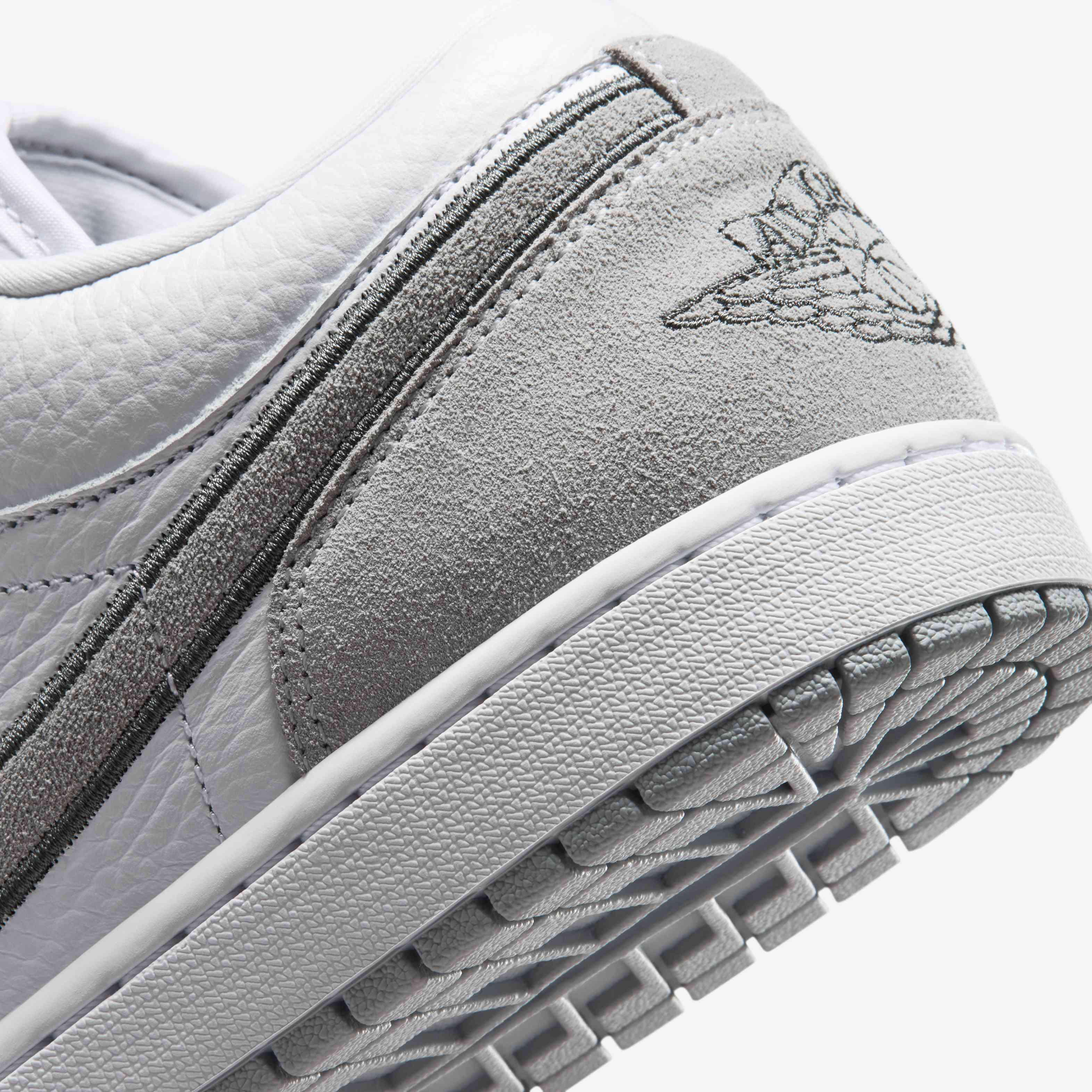 Air Jordan 1 Low SE image number 7