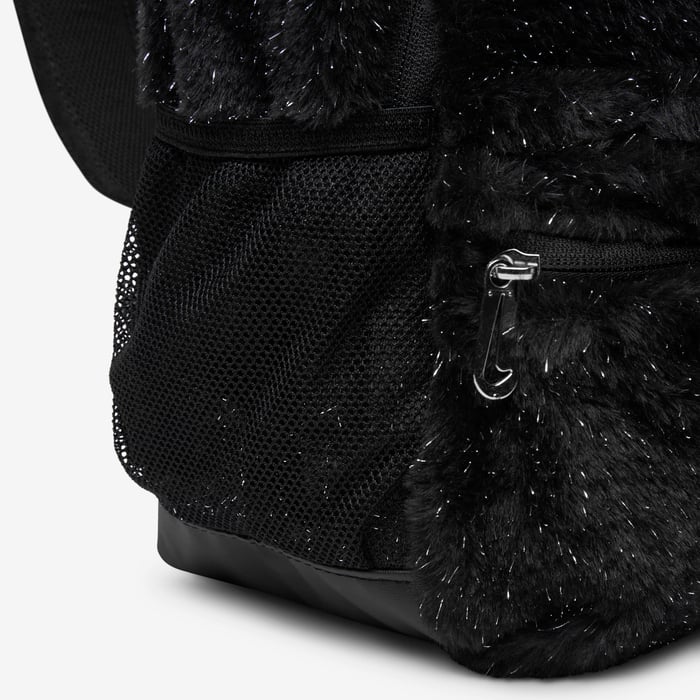 Nike image number 5 Nike image number 5