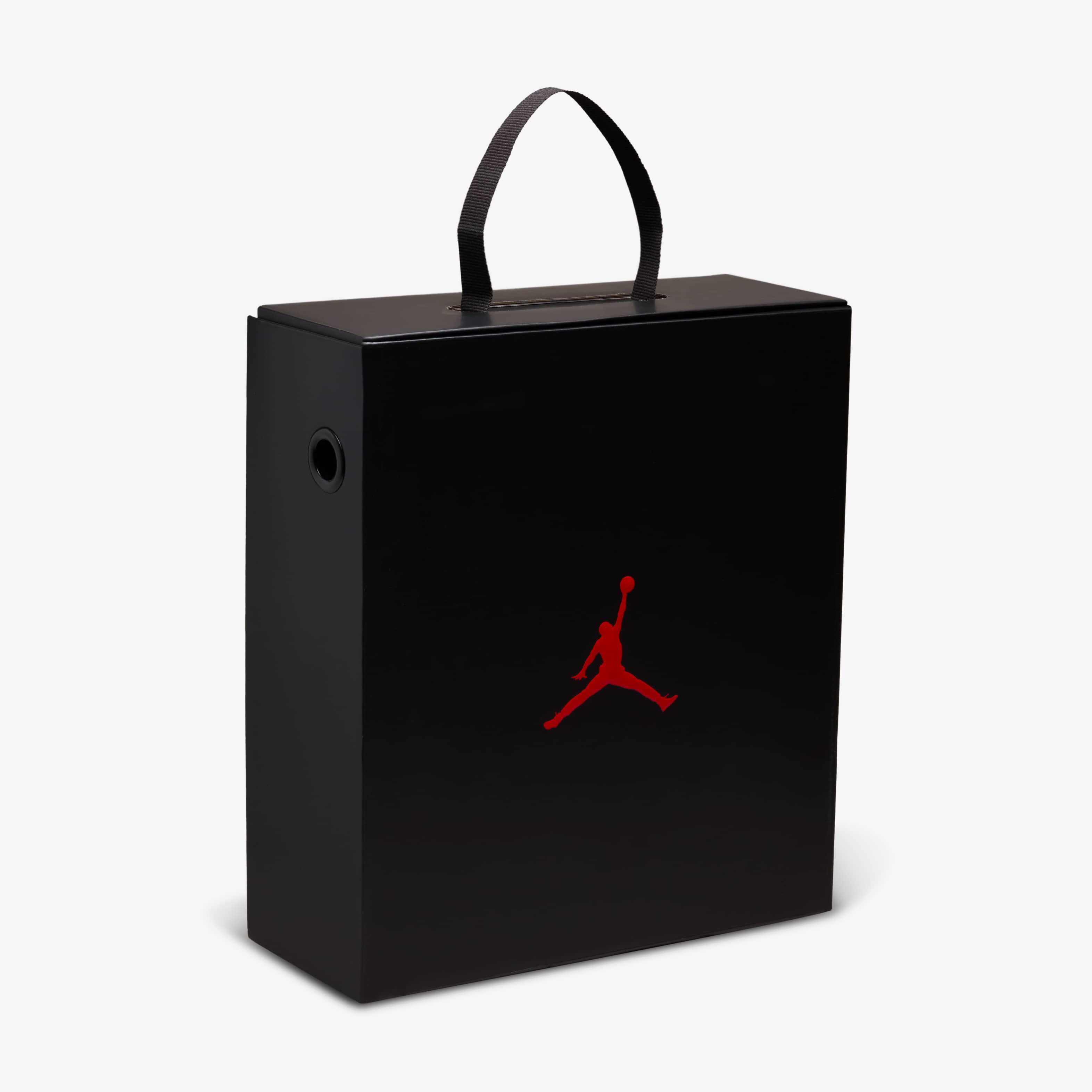 Air Jordan 1 Brooklyn image number 8