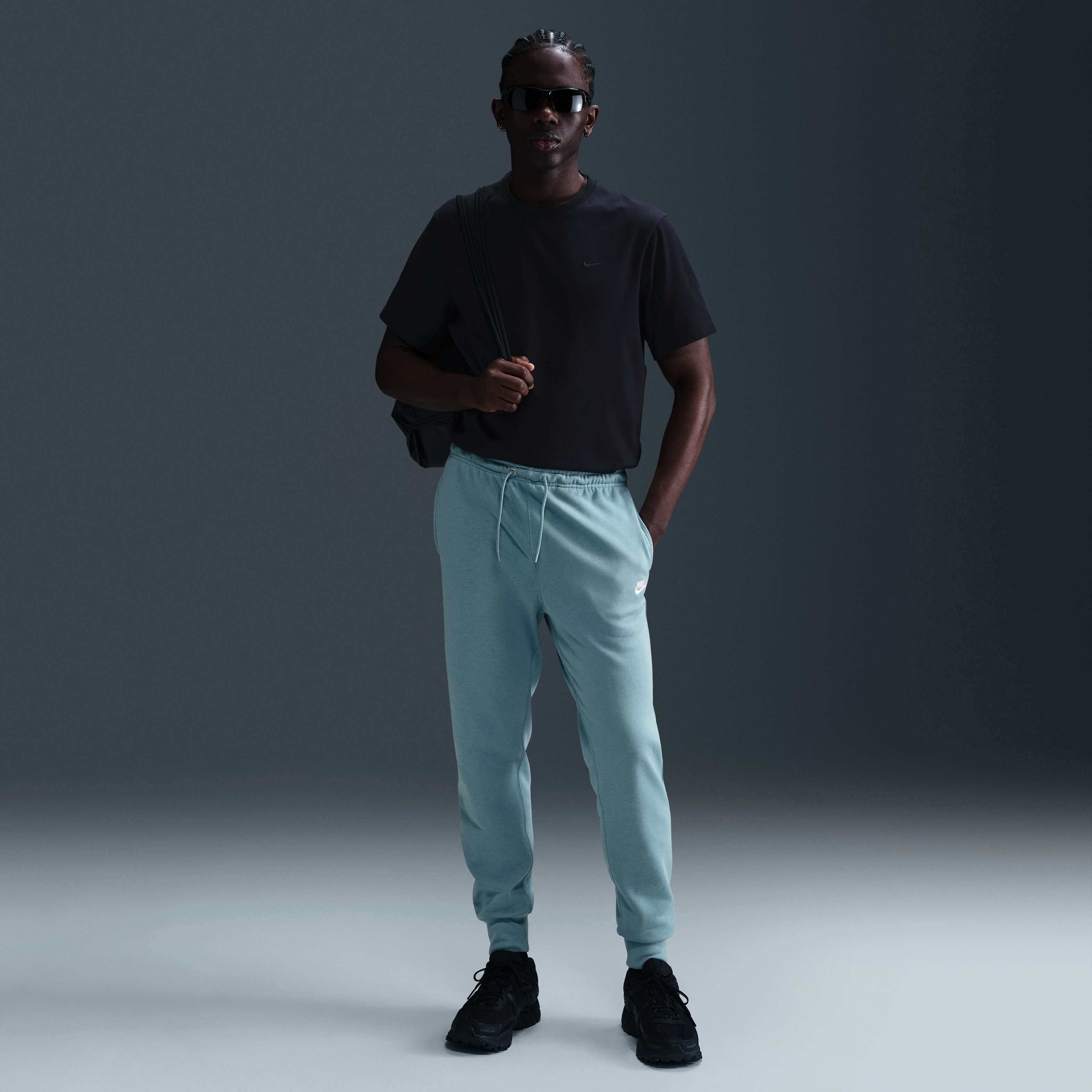 Nike Club image number 0