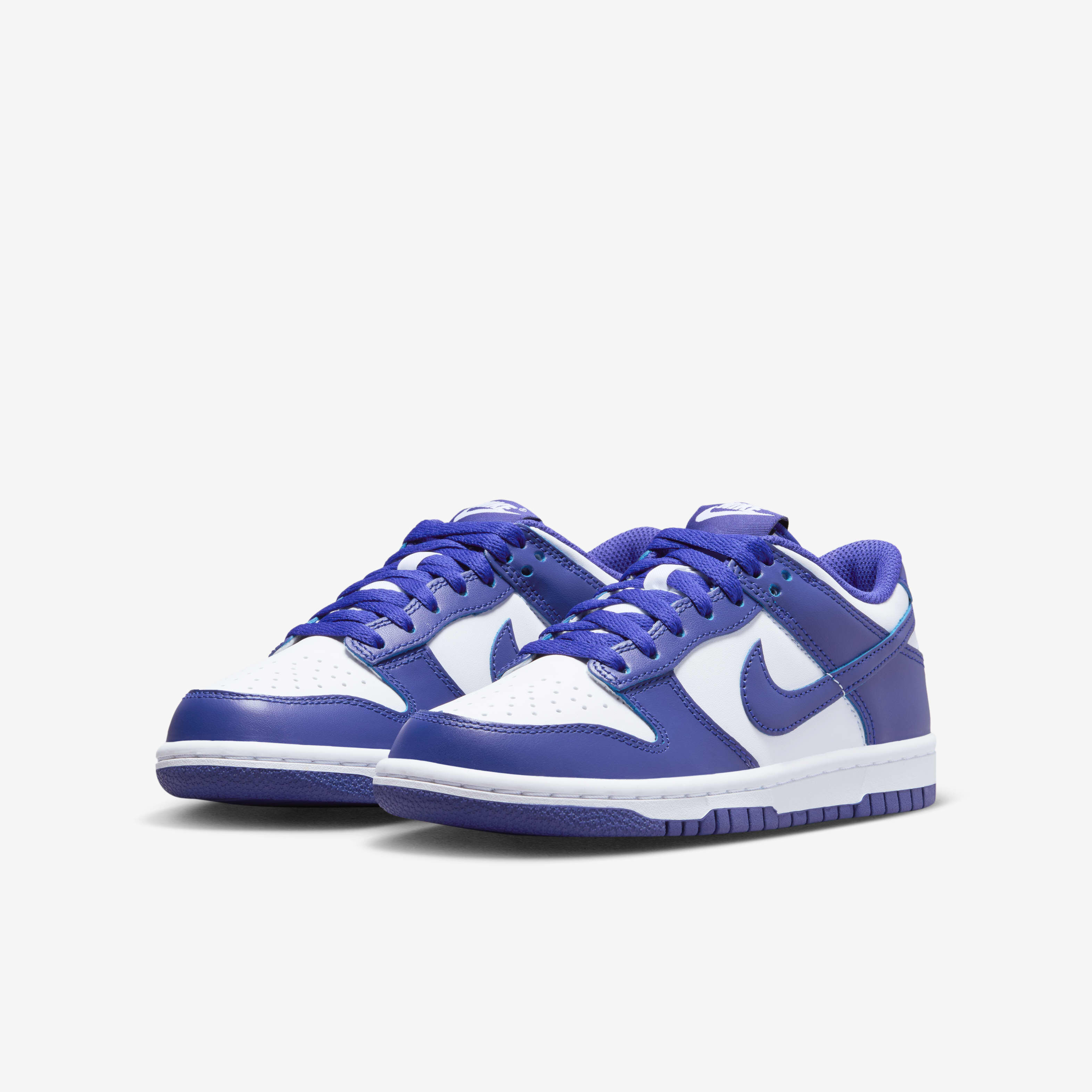 Nike Dunk Low image number 4