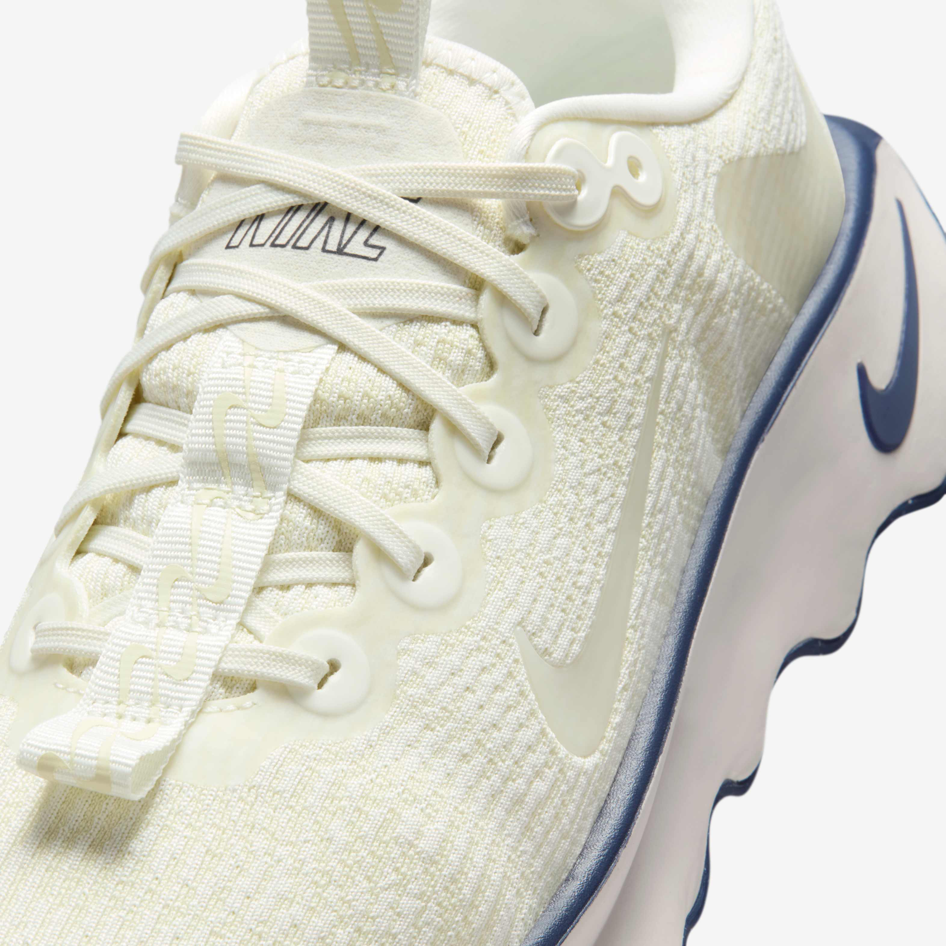 نايكي موتيفا image number 6