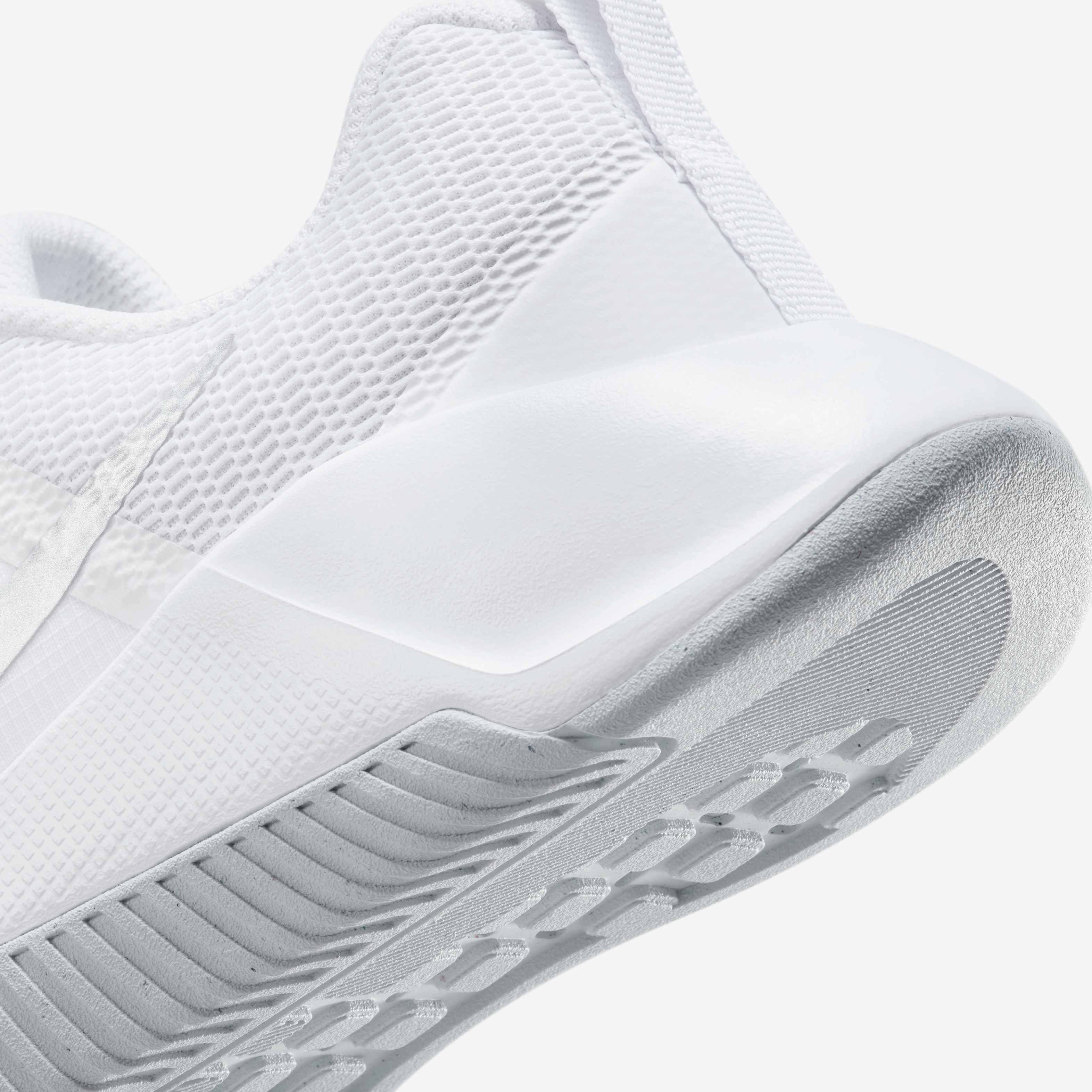 نايكي أم سي ترينر 3 image number 7